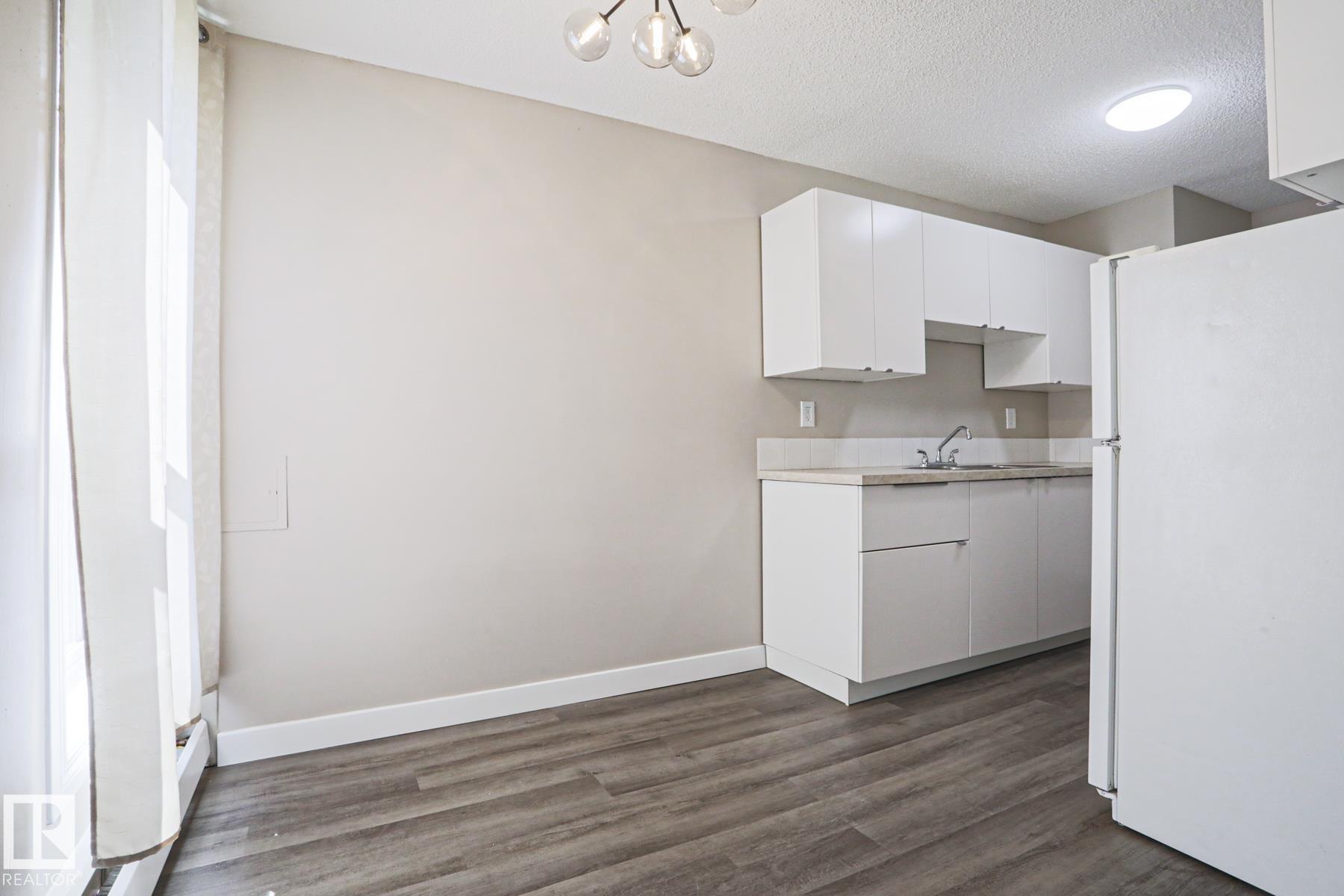 https://zimg.paragon.ice.com/ParagonImages/Property/PM/RAE/225399733/32/0/0/b0ea39f234769e7823e3f2f3802807de/1/bc92c15d40b458243ba4f9e2c1a4b76c/225399733-f77e2bc6-a07c-47ca-8cf1-2ef0bd029eec.JPG