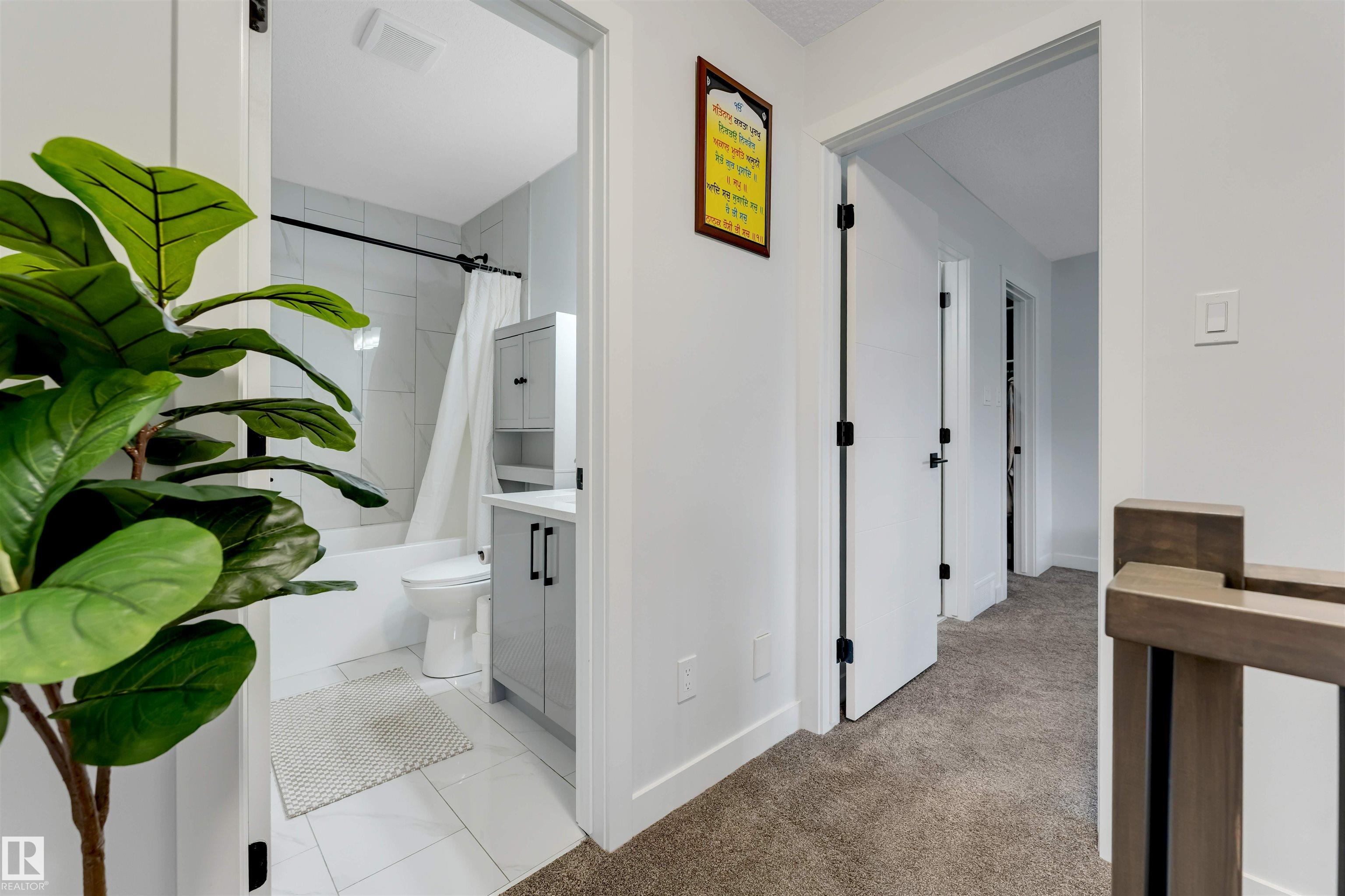 https://zimg.paragon.ice.com/ParagonImages/Property/PM/RAE/225399739/31/0/0/634e2514f810763d43ba47f4575ce9ad/1/9e415f8e35bc39f9846901da8f04db73/225399739-fa16b896-b5cd-4410-8f1f-05d089cd0a72.JPG