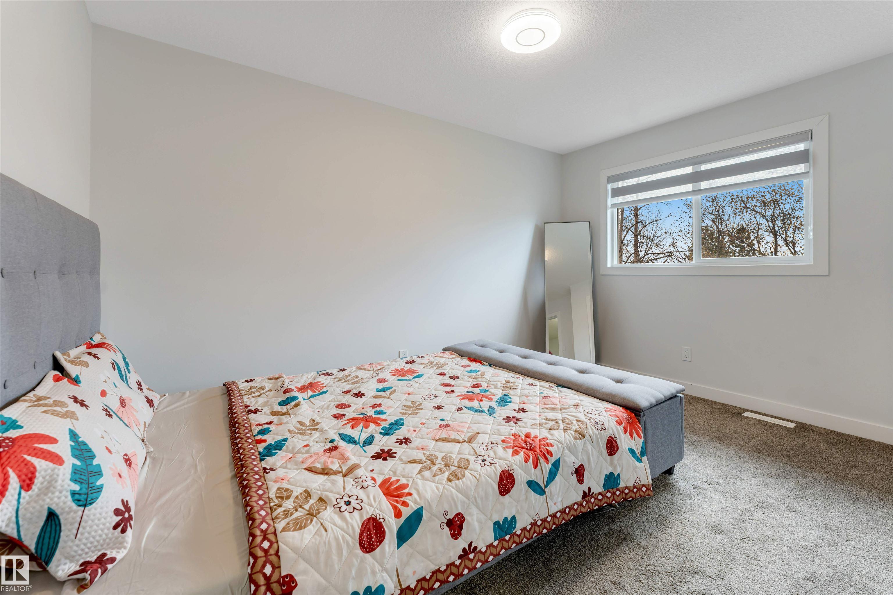 https://zimg.paragon.ice.com/ParagonImages/Property/PM/RAE/225399739/32/0/0/9409746867abaeb25b6b5842fd1ca195/1/9e415f8e35bc39f9846901da8f04db73/225399739-4d5ac44b-d286-48a0-b054-4195b37b76e0.JPG