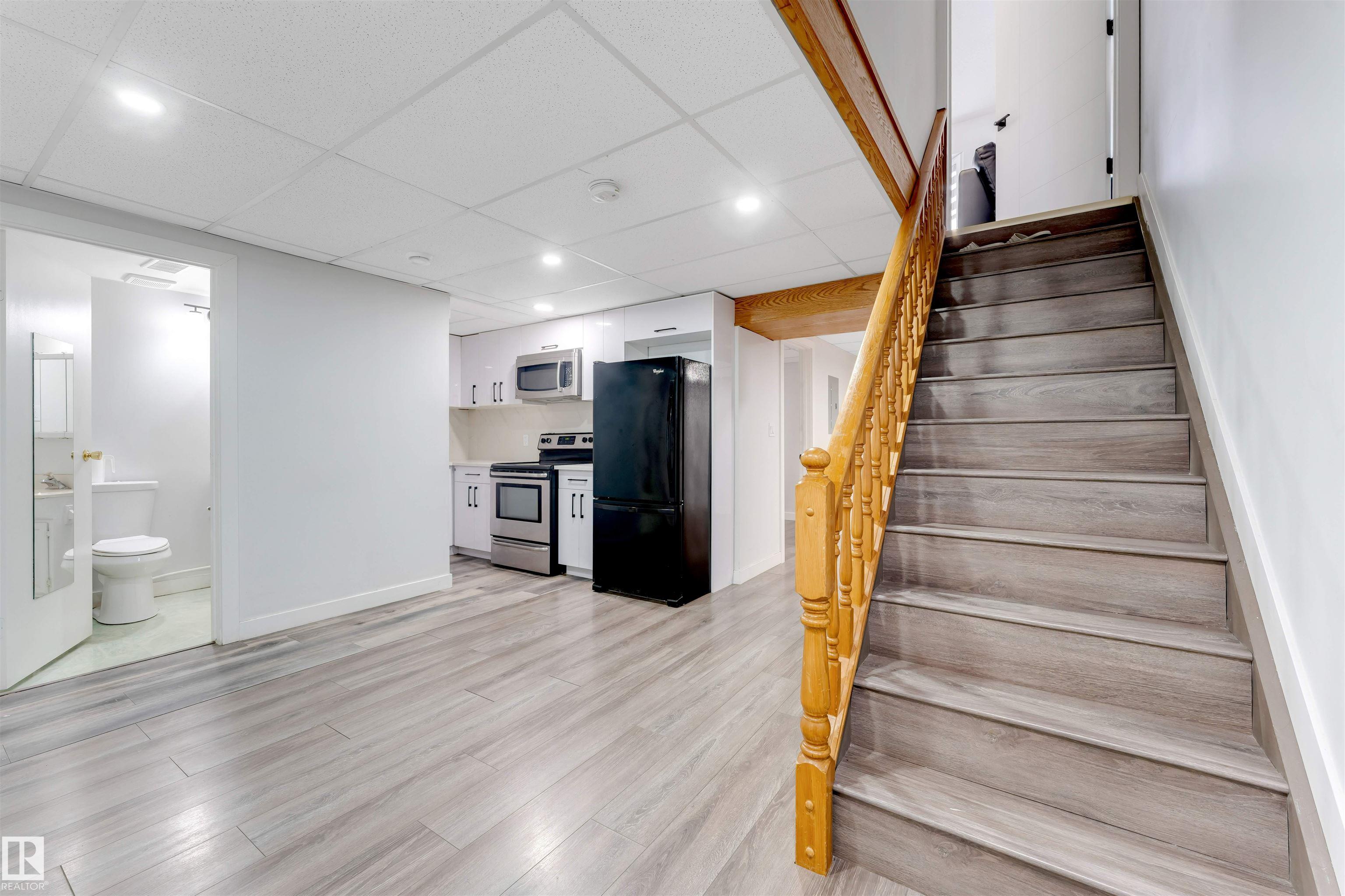 https://zimg.paragon.ice.com/ParagonImages/Property/PM/RAE/225399739/45/0/0/4a7d45a2bf404ddf1ab2928cad748f3a/1/9e415f8e35bc39f9846901da8f04db73/225399739-d4e41496-f693-49fc-bd0c-33e3304117fa.JPG