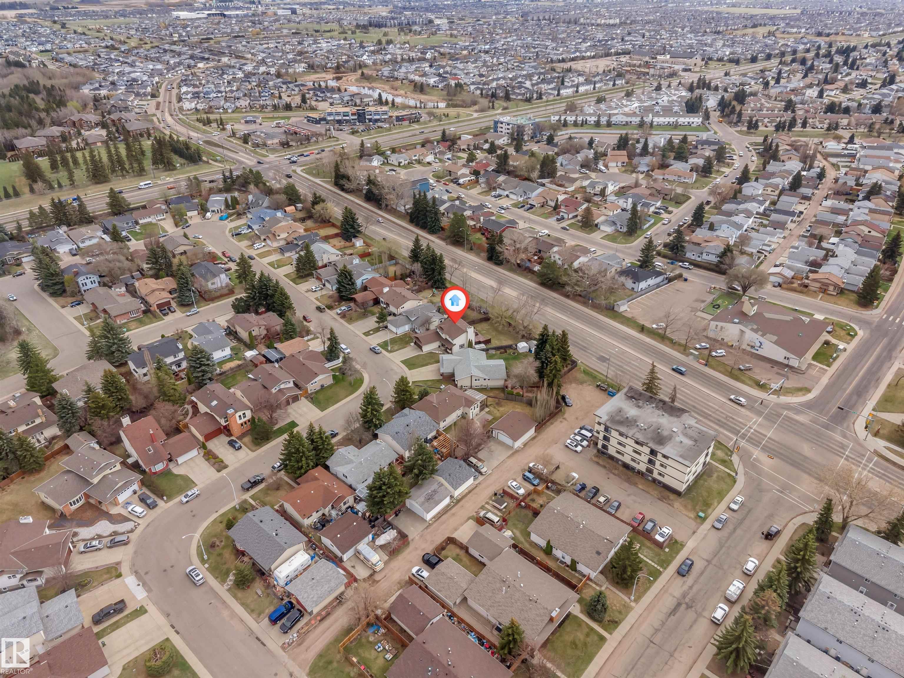 https://zimg.paragon.ice.com/ParagonImages/Property/PM/RAE/225399739/9/0/0/6ab6c23a68df850fa63d27cdd60eec71/1/9e415f8e35bc39f9846901da8f04db73/225399739-8043acc8-3c75-40b9-b71b-78f35ed47803.JPG