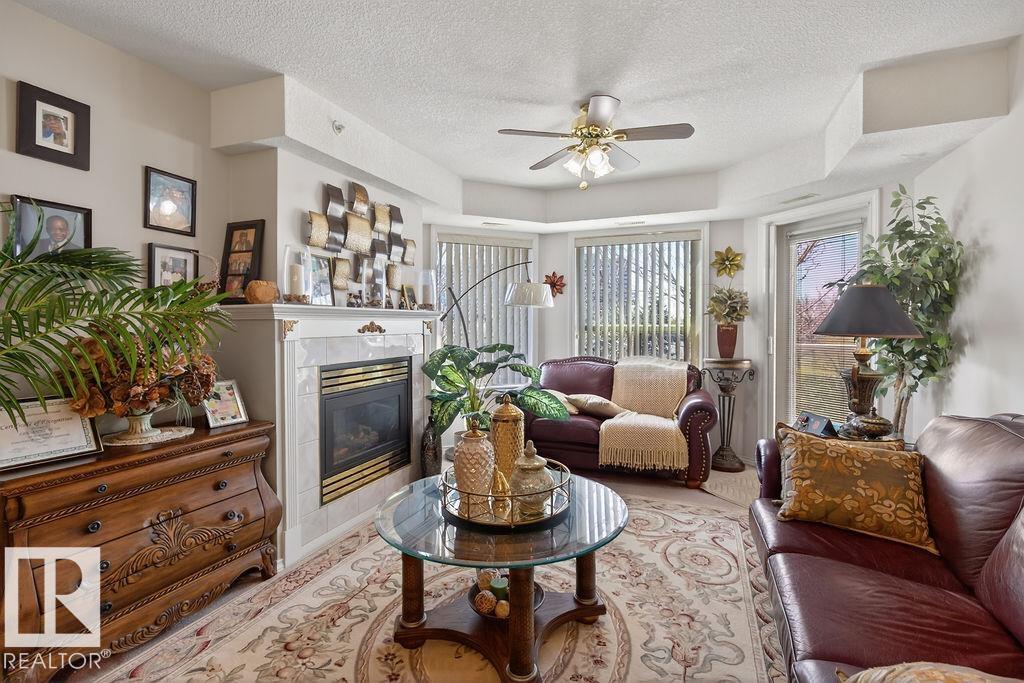https://zimg.paragon.ice.com/ParagonImages/Property/PM/RAE/225399751/10/0/0/d76188333ee15385cb35b2ca2f7ded27/1/31c9145ee65d09d40c0deb99f65d9c8d/225399751-d781468b-c866-4e6f-8f34-490bf011430b.JPG