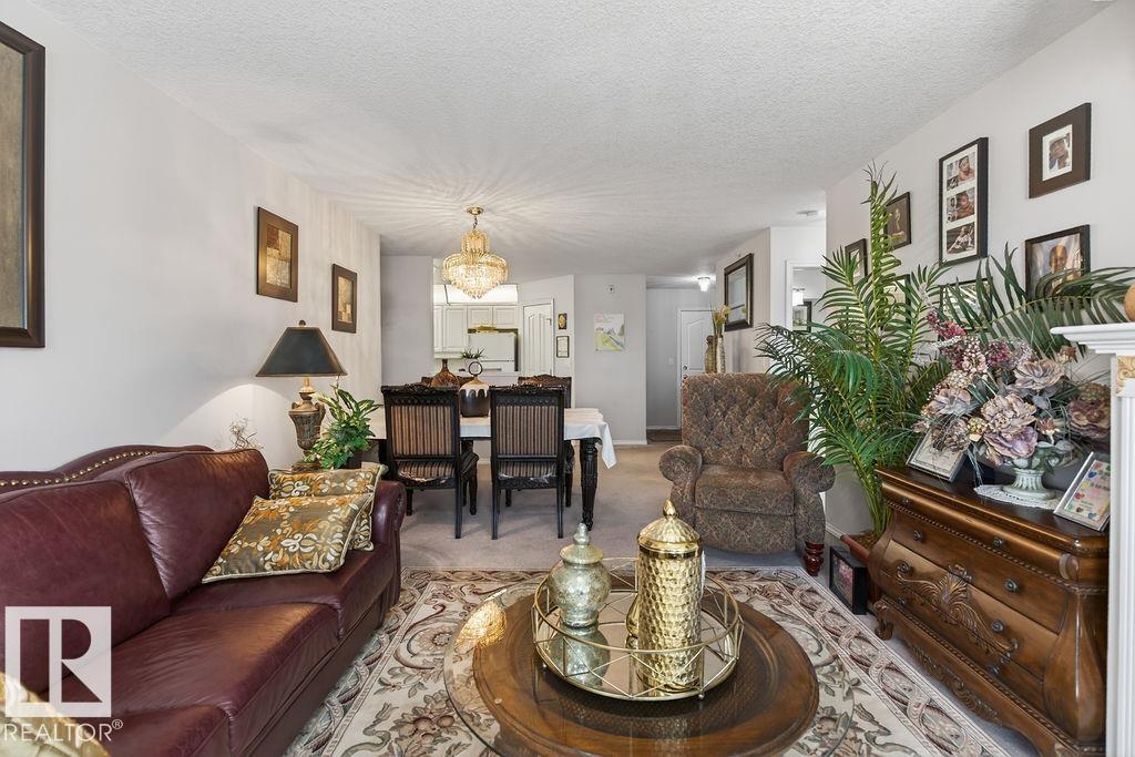 https://zimg.paragon.ice.com/ParagonImages/Property/PM/RAE/225399751/13/0/0/1e602c9da72fa7640ca7a9774854800e/1/31c9145ee65d09d40c0deb99f65d9c8d/225399751-7da2028c-fdfc-4bf4-b982-d3f83223f893.JPG