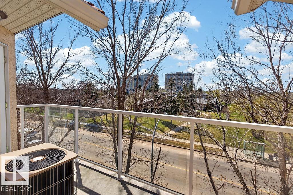 https://zimg.paragon.ice.com/ParagonImages/Property/PM/RAE/225399751/21/0/0/7c0e9501da63117bea8281ab57de4a92/1/31c9145ee65d09d40c0deb99f65d9c8d/225399751-c654861d-05f4-4fbc-9675-156d29468a25.JPG