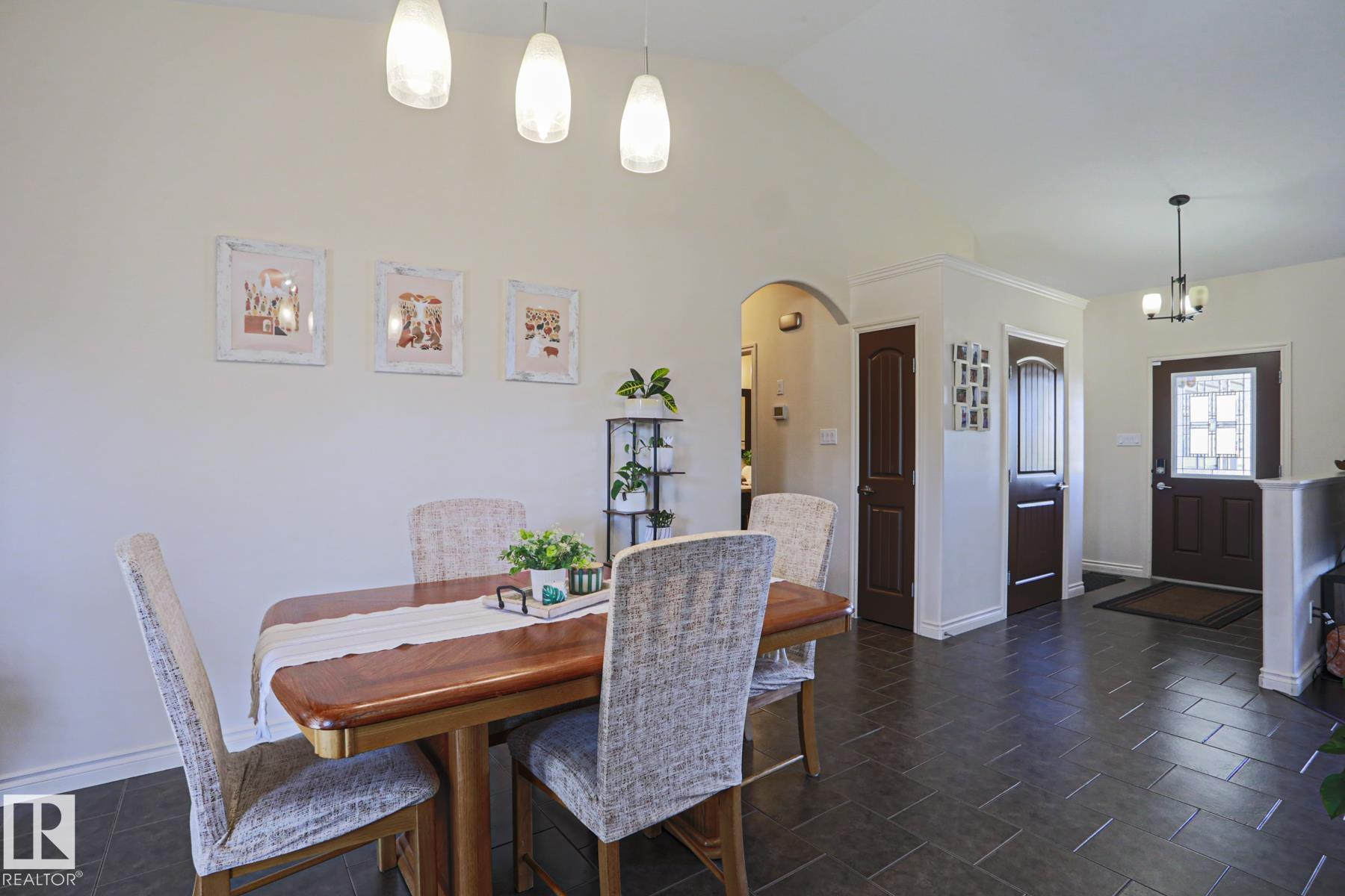 Photo 10 at 737 Lakeside Drive, Spring Lake, Rural Parkland County