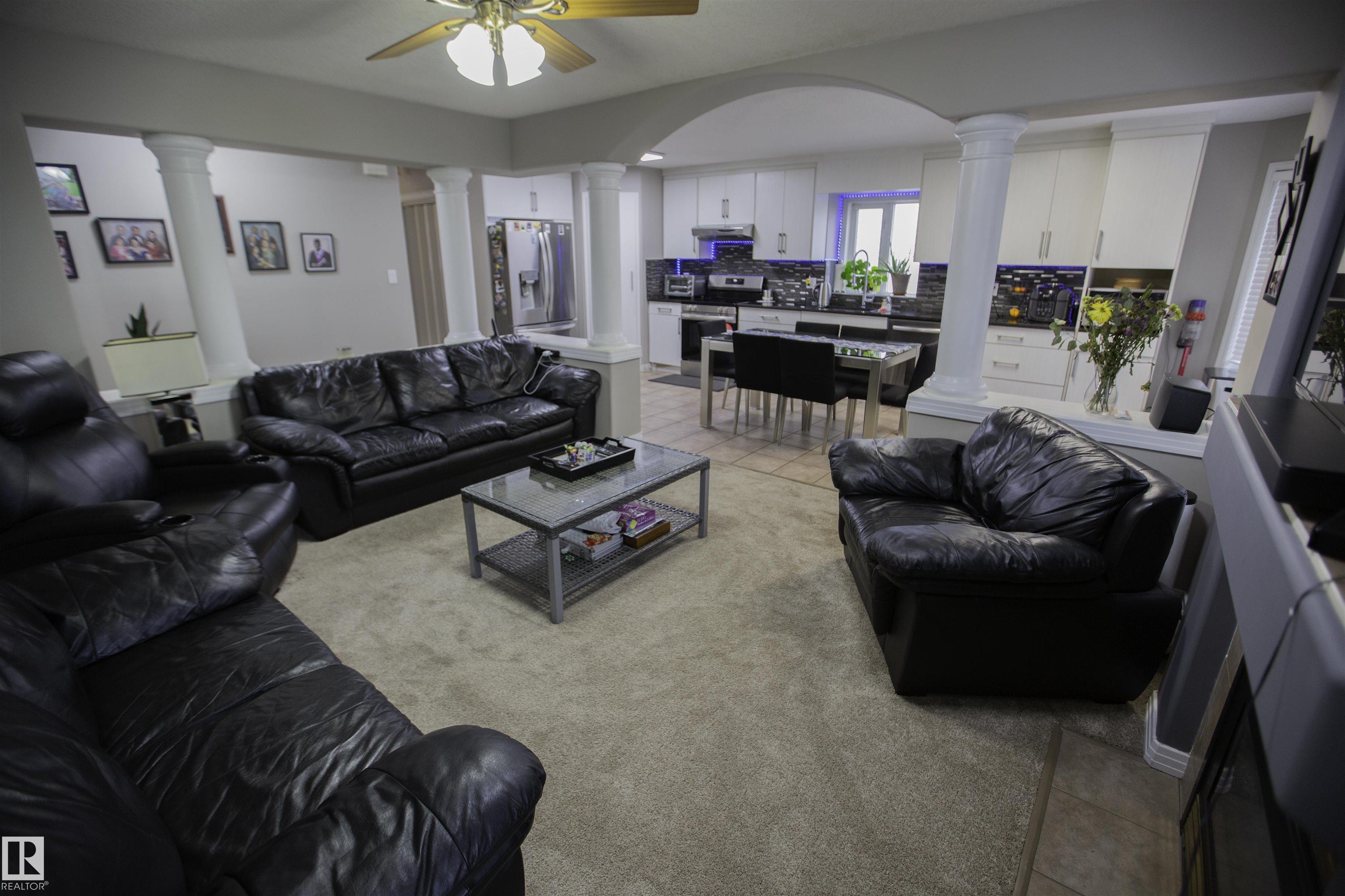 Photo 18 at 2817 40a Avenue NW, Larkspur, Edmonton
