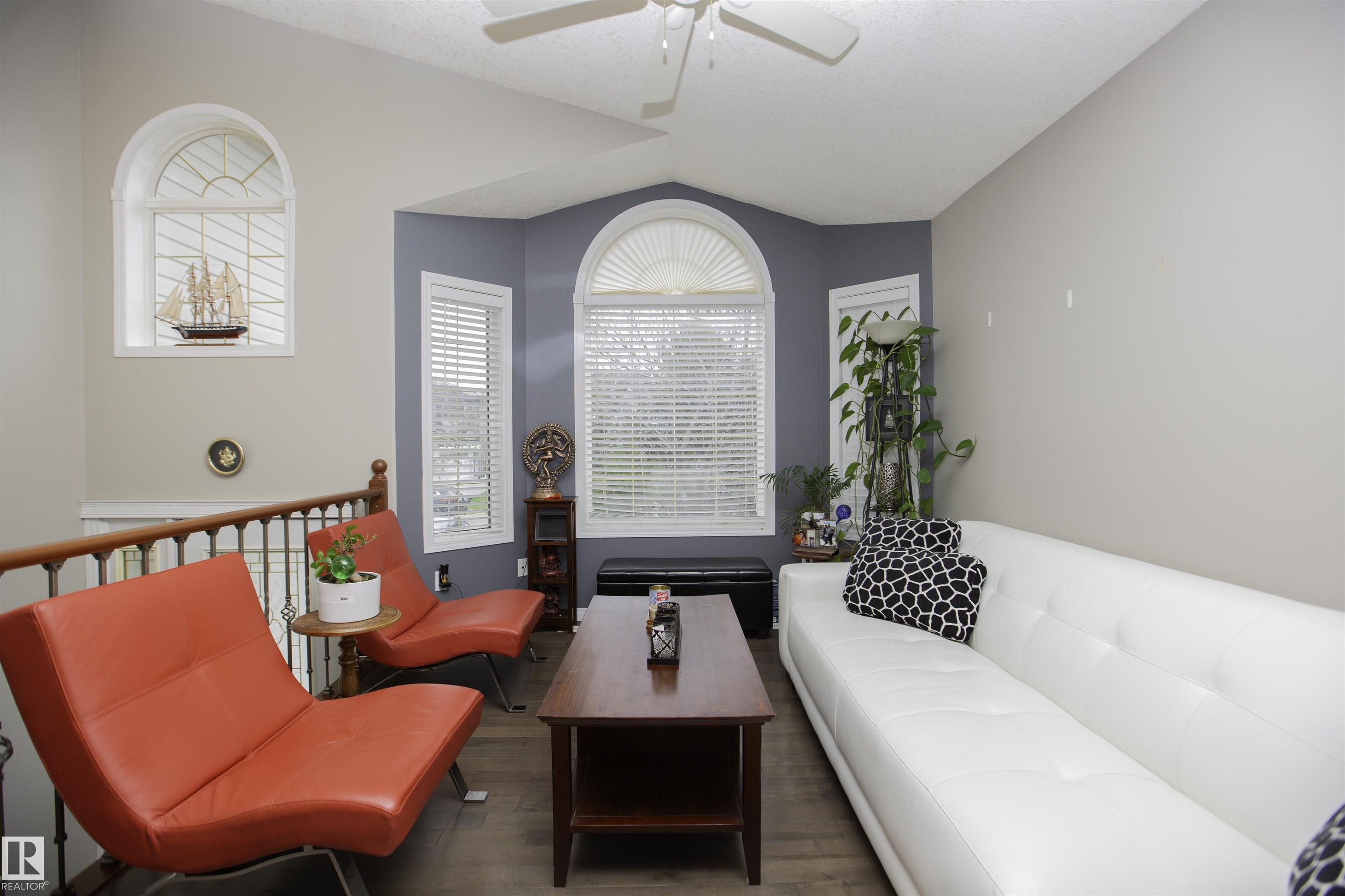 2817 40a Avenue NW, Larkspur, Edmonton