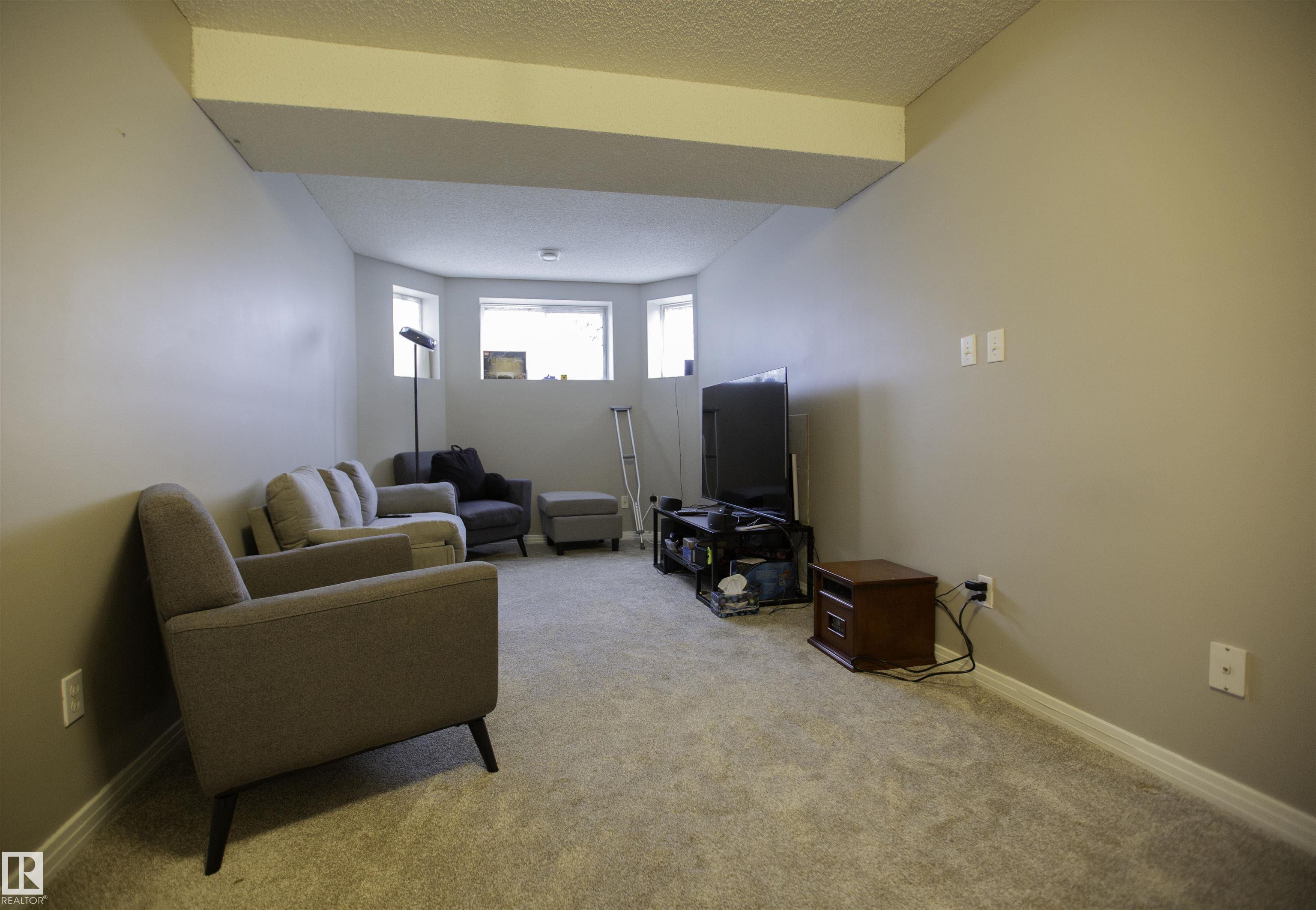Photo 34 at 2817 40a Avenue NW, Larkspur, Edmonton