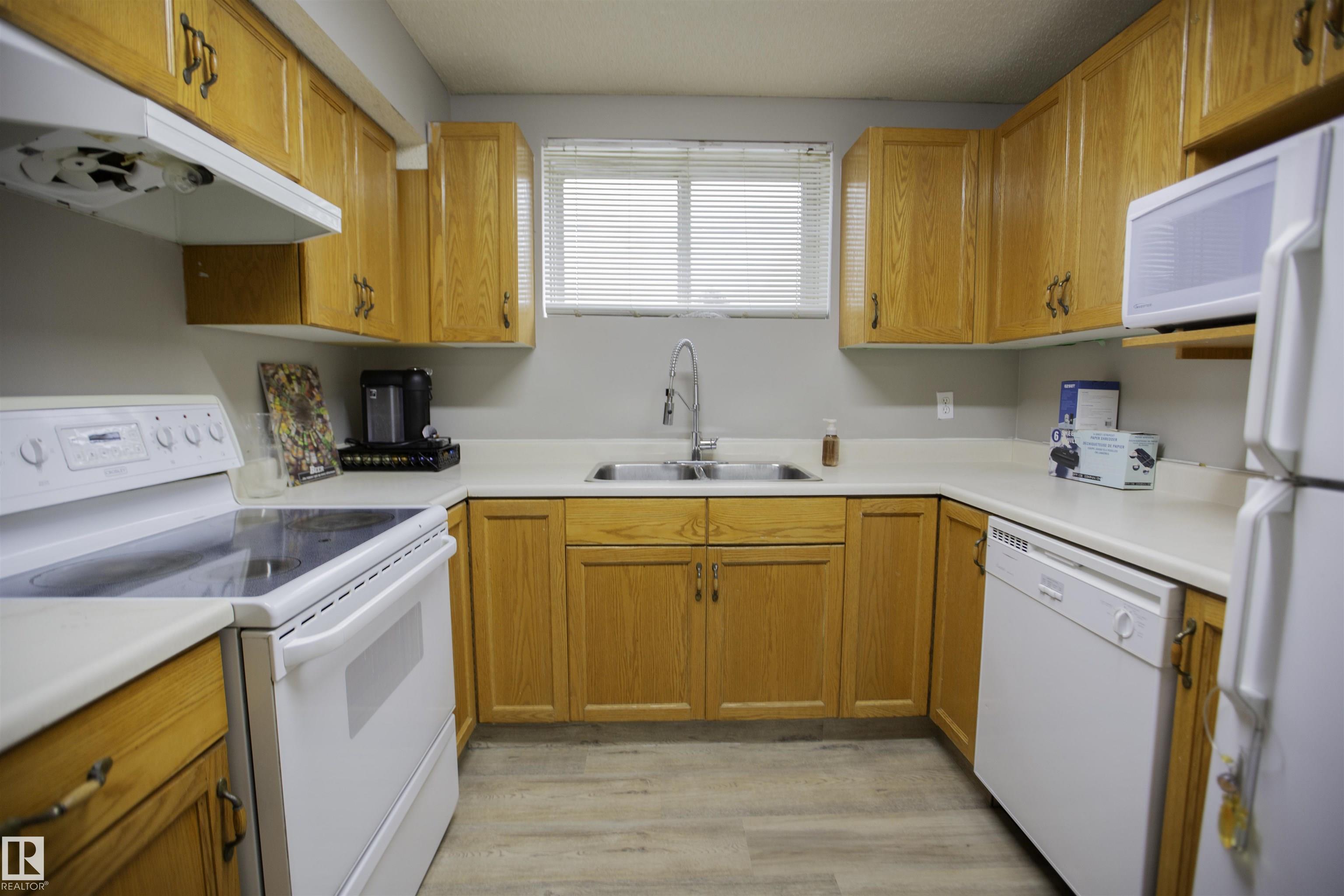 Photo 38 at 2817 40a Avenue NW, Larkspur, Edmonton
