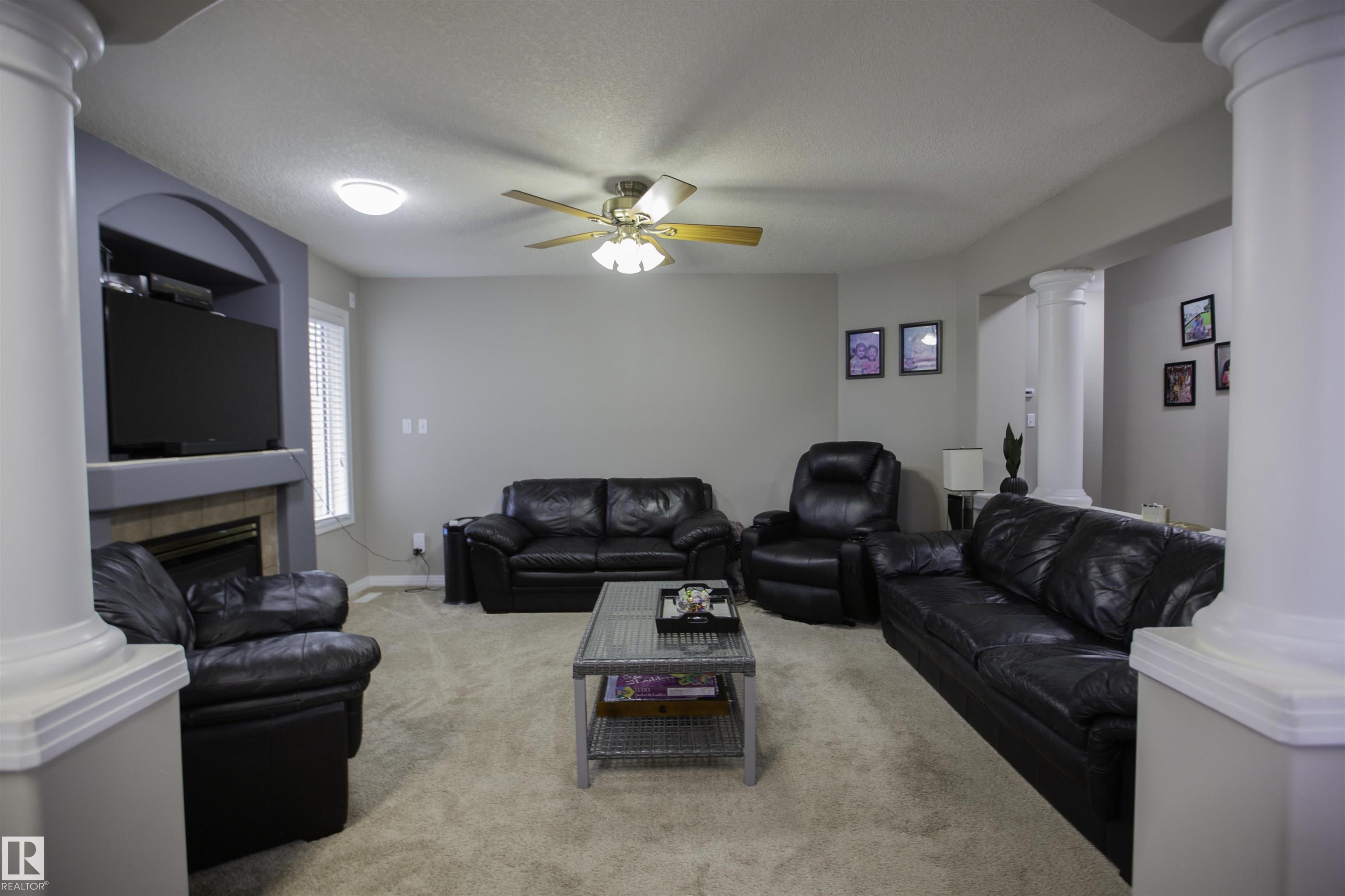 Photo 10 at 2817 40a Avenue NW, Larkspur, Edmonton