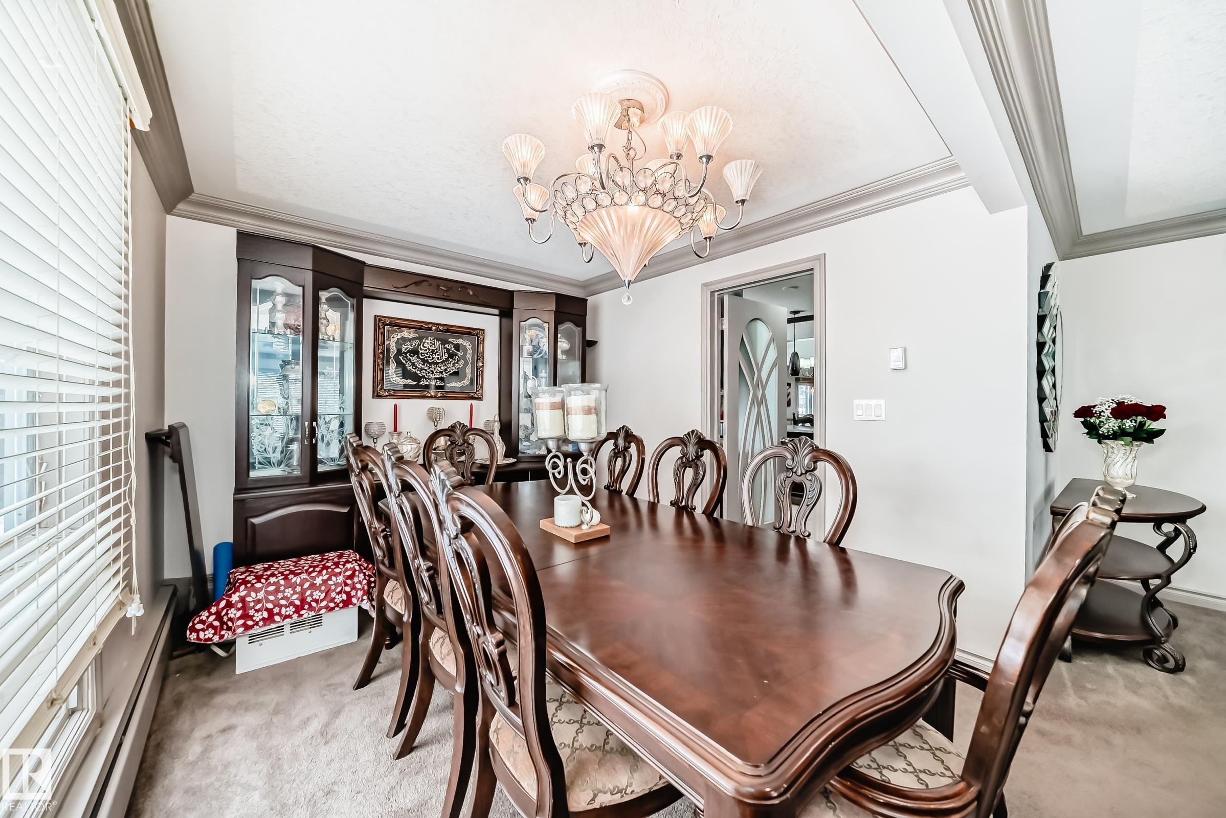 https://zimg.paragon.ice.com/ParagonImages/Property/PM/RAE/225399764/20/0/0/6f2b0da58ff5939613821c0feb191b87/1/41e37209b85246c9a9376ea35a6c2706/225399764-949B2A6E-6F21-4AC7-AEE4-FDD2433A85EC.JPG