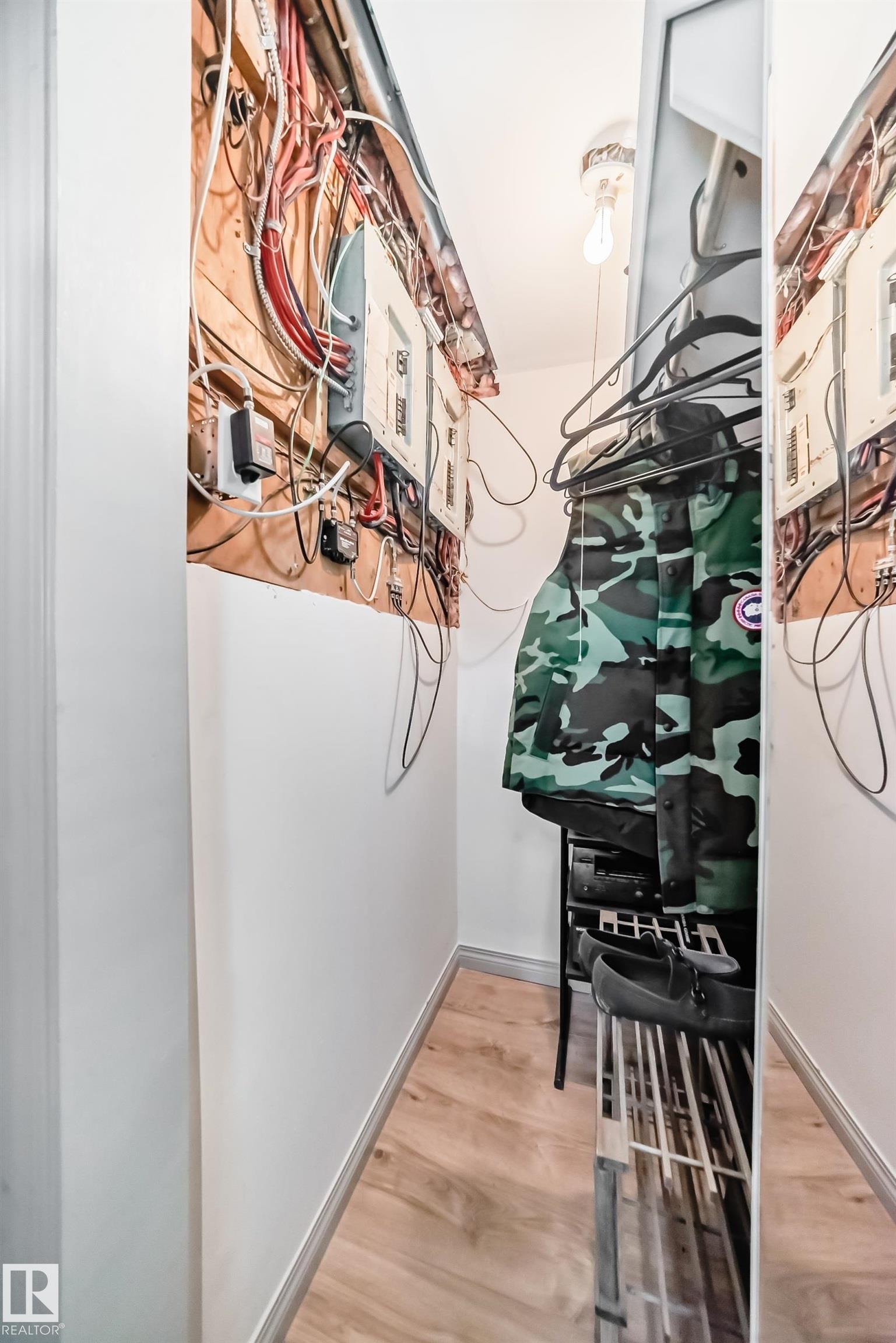 https://zimg.paragon.ice.com/ParagonImages/Property/PM/RAE/225399764/51/0/0/3fa9a433a20b8f93f2304208afbeb435/1/41e37209b85246c9a9376ea35a6c2706/225399764-46AA5144-0672-4052-A719-DBA7A0BC85FD.JPG