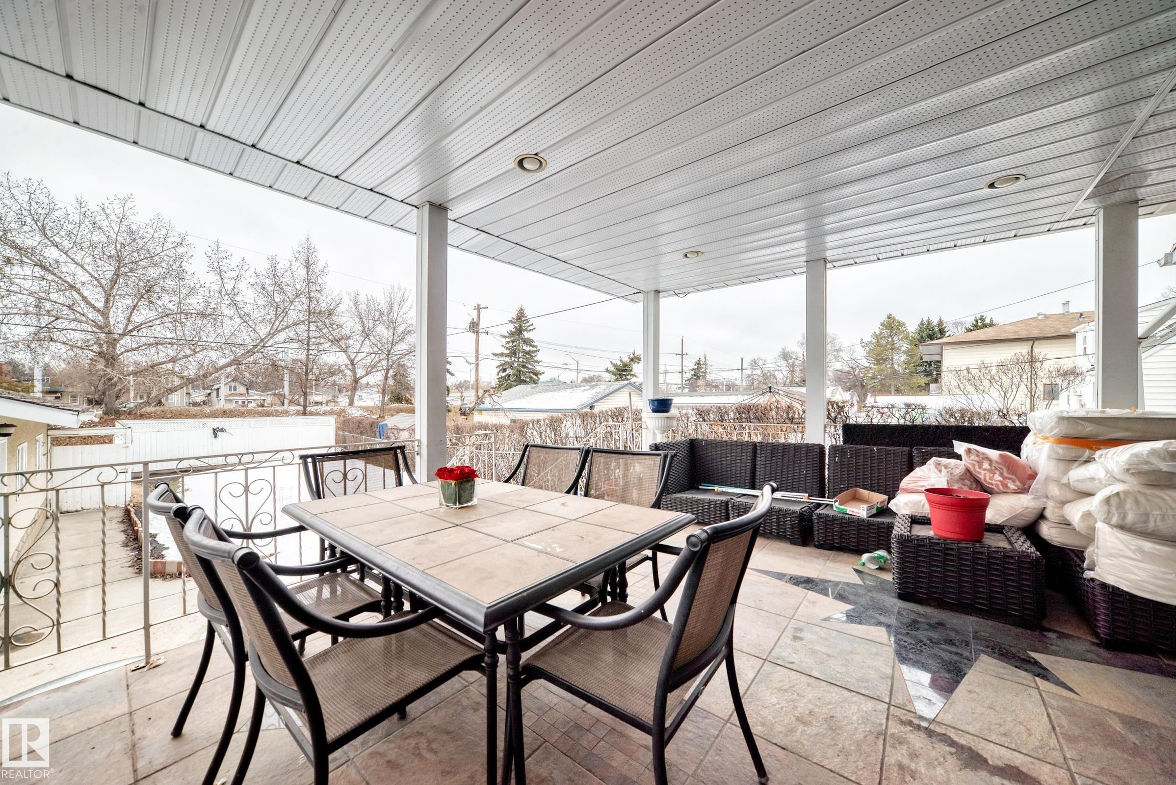 https://zimg.paragon.ice.com/ParagonImages/Property/PM/RAE/225399764/57/0/0/a3429f647567b49bc0c329700f0c4afb/1/41e37209b85246c9a9376ea35a6c2706/225399764-80CE8CBE-0C0F-47D0-8D76-9306AD2F3E22.JPG