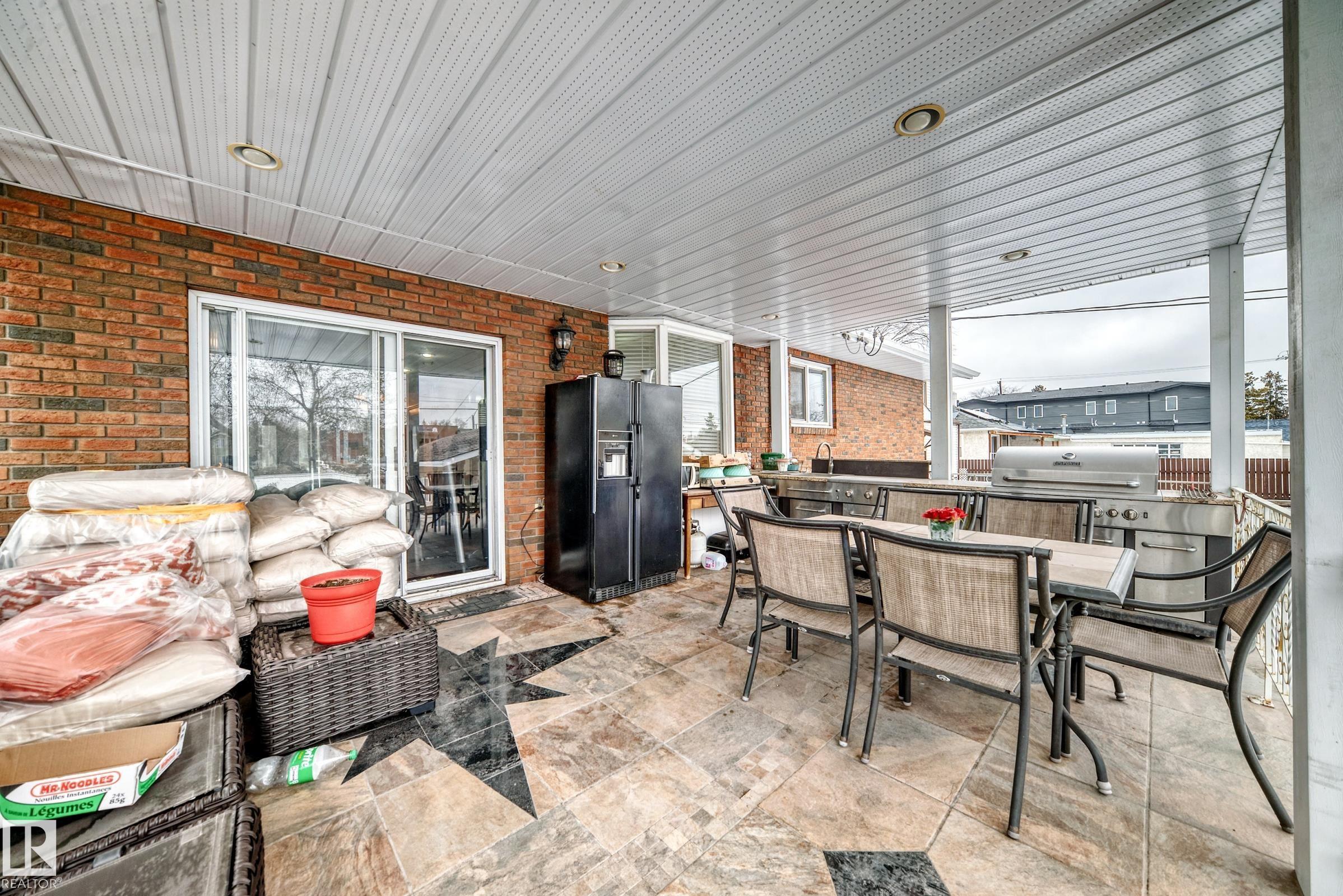 https://zimg.paragon.ice.com/ParagonImages/Property/PM/RAE/225399764/58/0/0/b0b72e789d2aae20561d99ffe5d6b77a/1/41e37209b85246c9a9376ea35a6c2706/225399764-E32FB7FC-54D3-41E9-B4B6-24EE495F5BF0.JPG