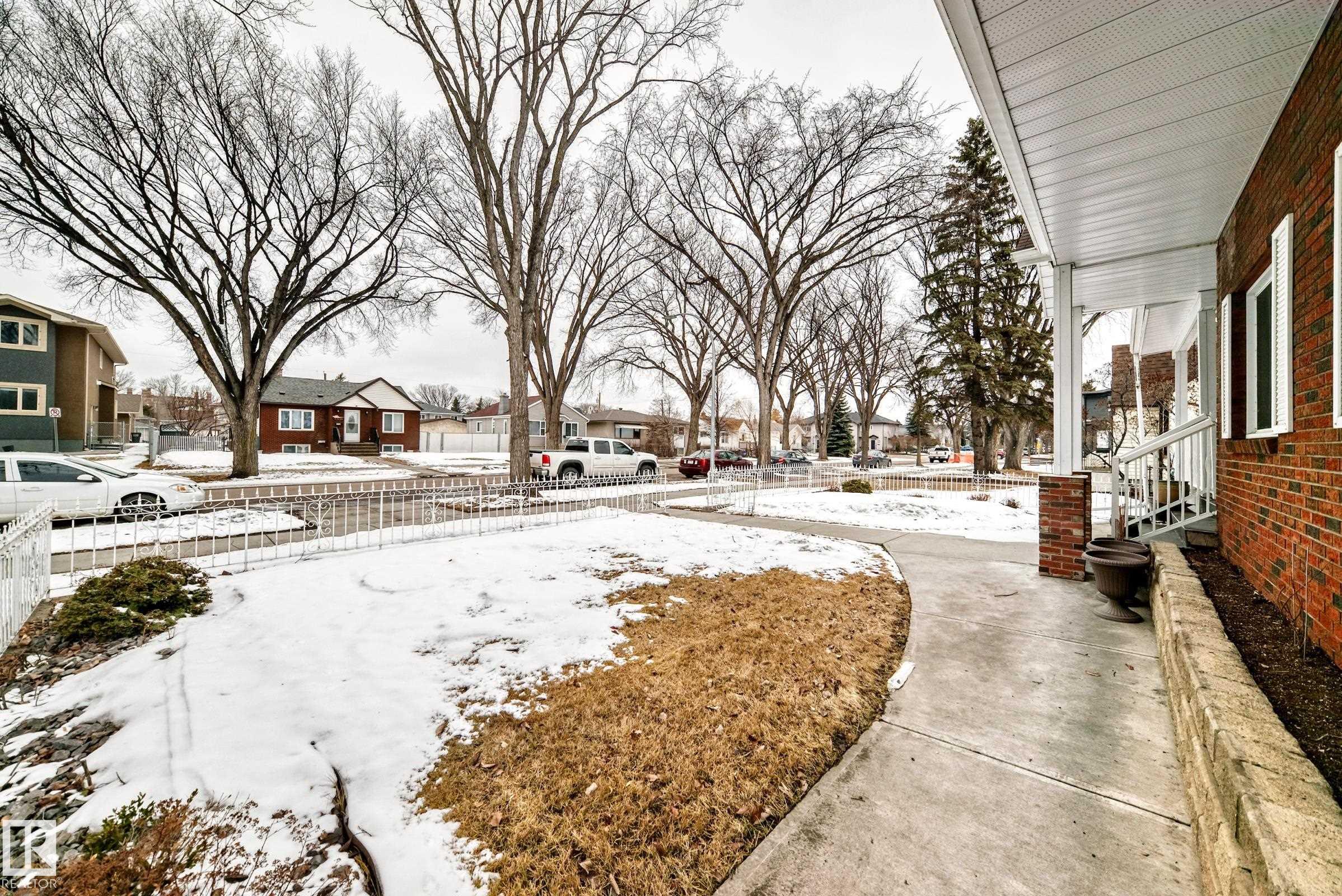 https://zimg.paragon.ice.com/ParagonImages/Property/PM/RAE/225399764/67/0/0/d6fa1efa910b01ab71cd8ecb3cba189e/1/41e37209b85246c9a9376ea35a6c2706/225399764-2123815D-DEBA-45B3-BFDA-728A9B1ADF44.JPG