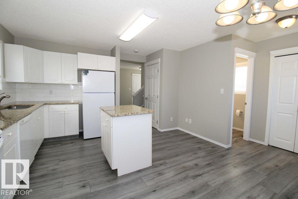 Photo 10 at 744 88 Street SW, Ellerslie, Edmonton