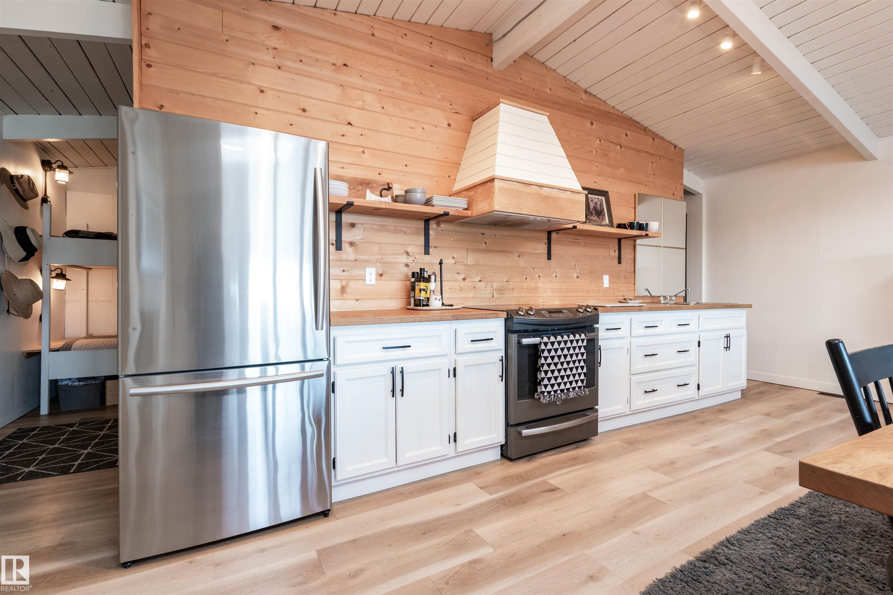 Photo 8 at 197 - 51268 Range Road 204, Hastings Lake, Rural Strathcona County