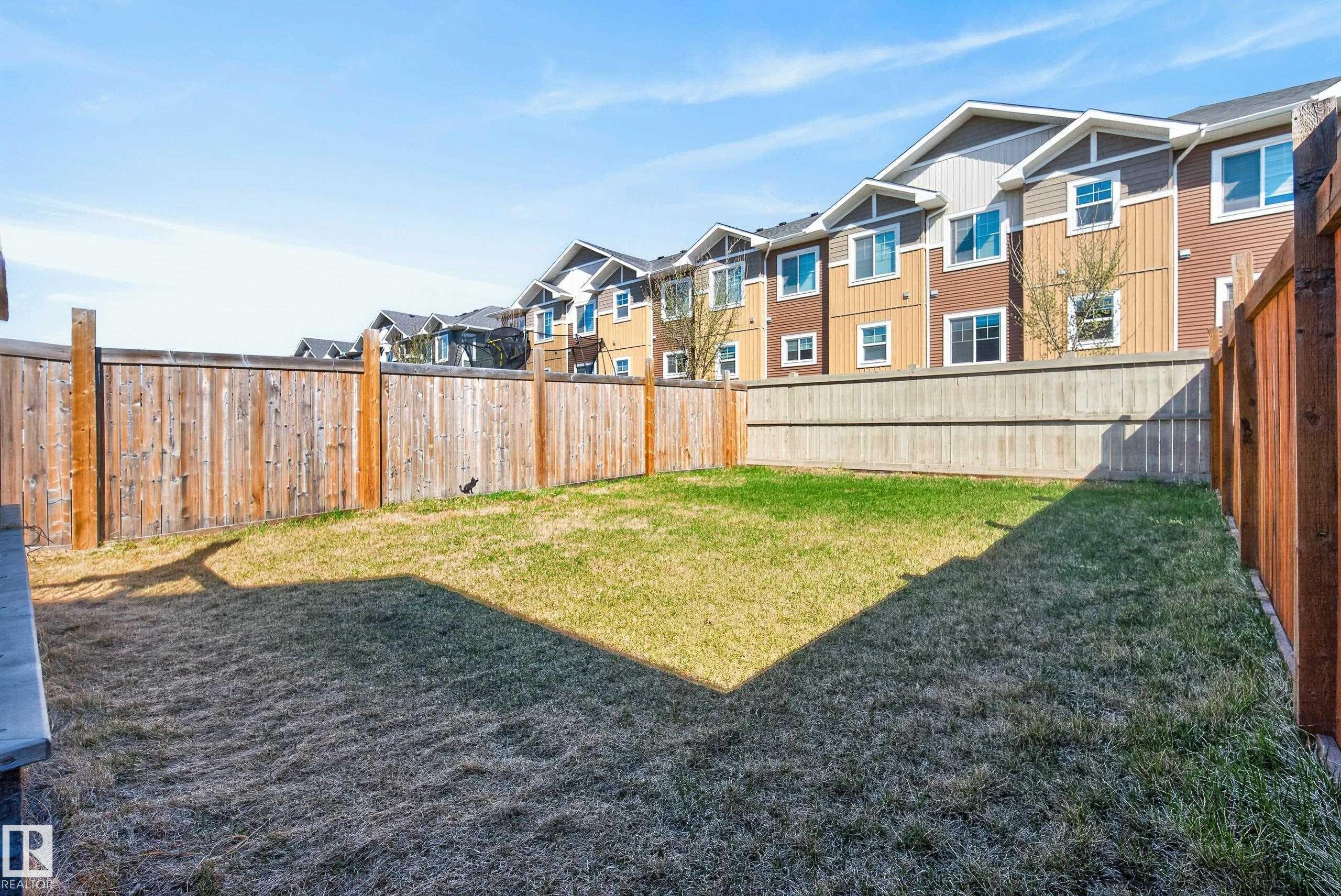 https://zimg.paragon.ice.com/ParagonImages/Property/PM/RAE/225399785/47/0/0/deb30e0b2b811e9002468b704e0c4ecd/1/2c35e455124b1f64ffc05395e19182db/225399785-8bf5ce8b-2f5b-4dbf-af3d-54d4856d7cea.JPG
