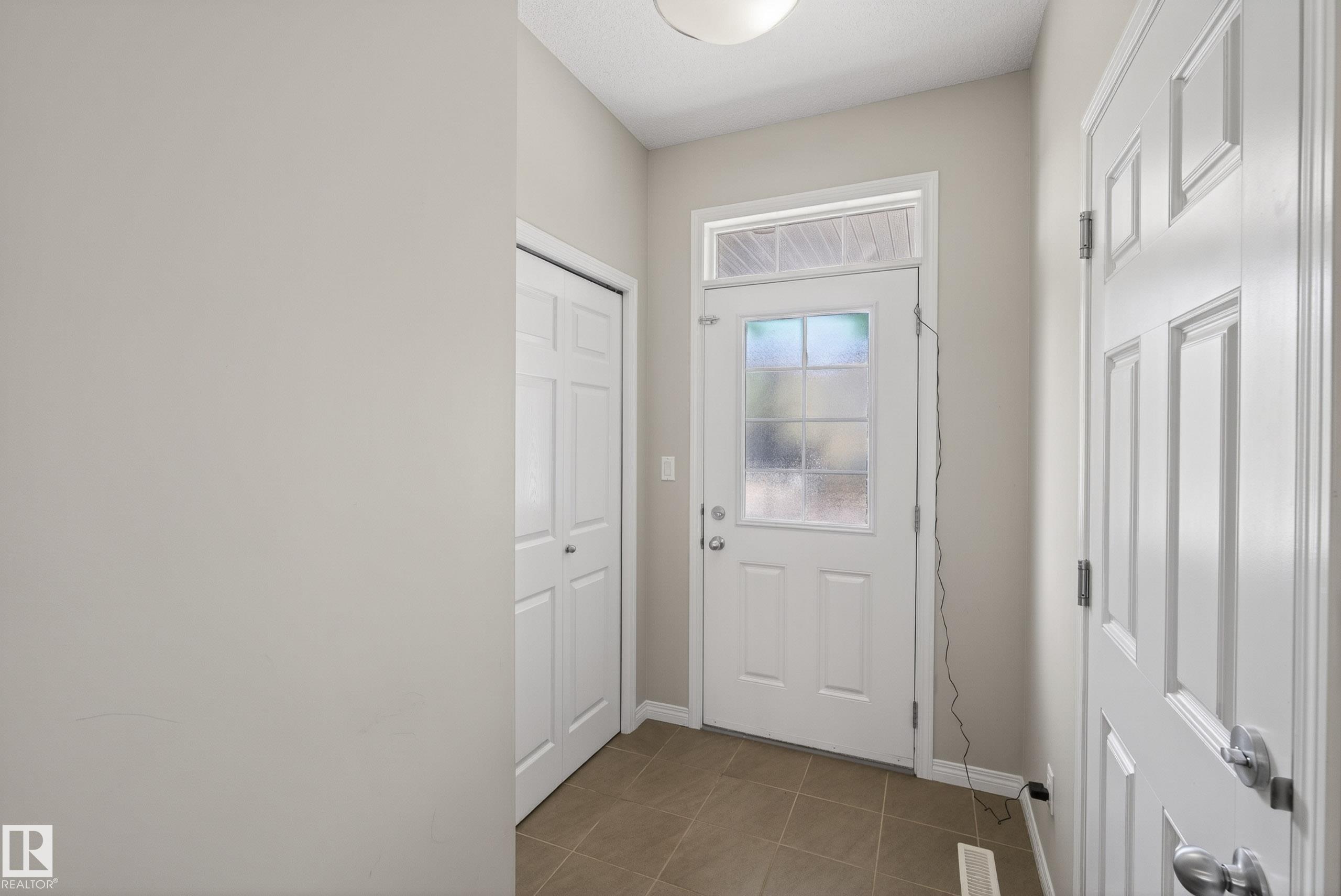 https://zimg.paragon.ice.com/ParagonImages/Property/PM/RAE/225399785/8/0/0/2b0e12cb298c92debb4f2db1af024df0/1/2c35e455124b1f64ffc05395e19182db/225399785-a9ca3a97-a3b0-4fd1-a824-e93efa024d33.JPG