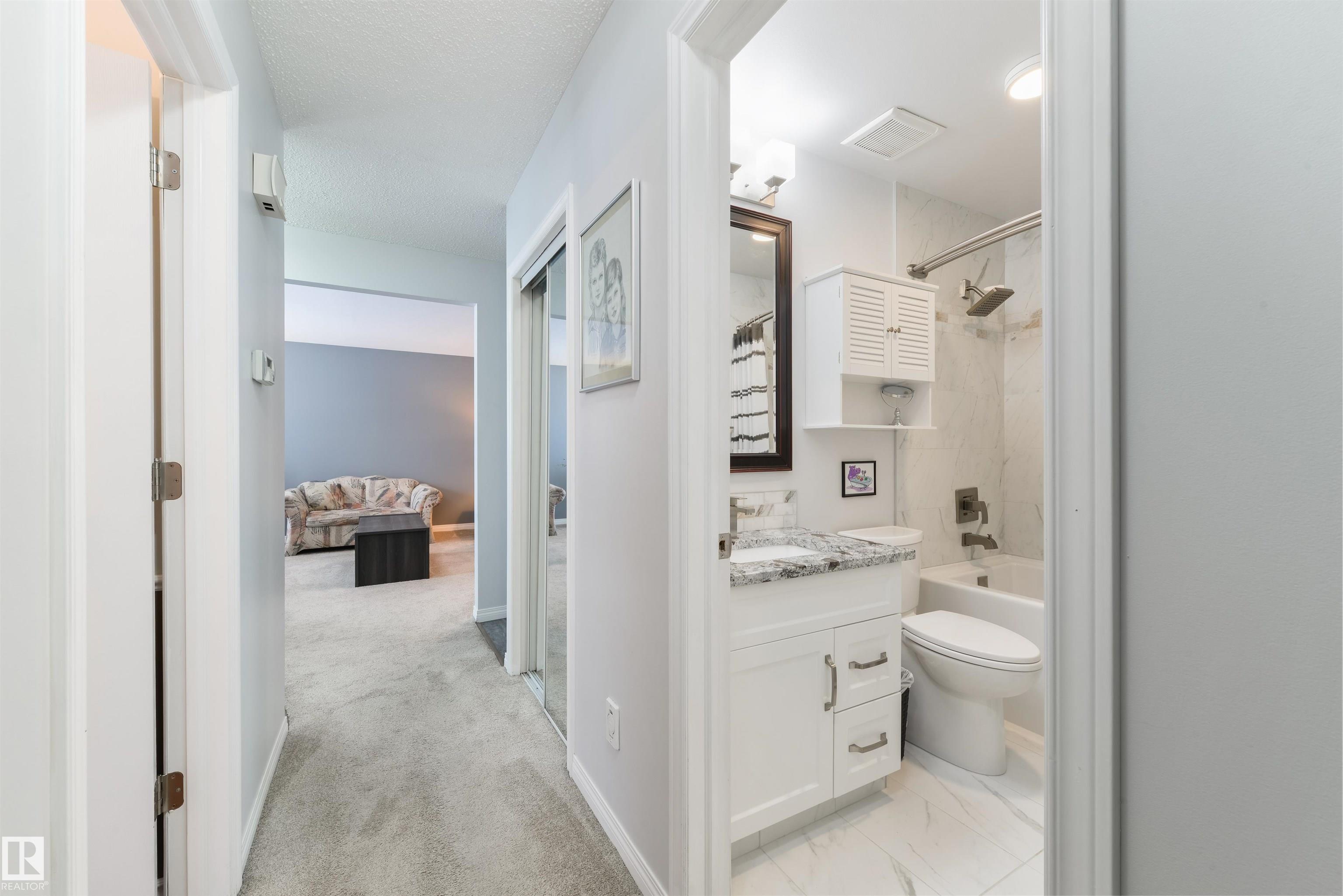 https://zimg.paragon.ice.com/ParagonImages/Property/PM/RAE/225399793/12/0/0/ad16f9e4c1ea34be7d2af43d7ab98808/1/5064838098d146252f58b03f666126e1/225399793-599835FF-727B-404F-B423-3DD43EF71CA8.JPG