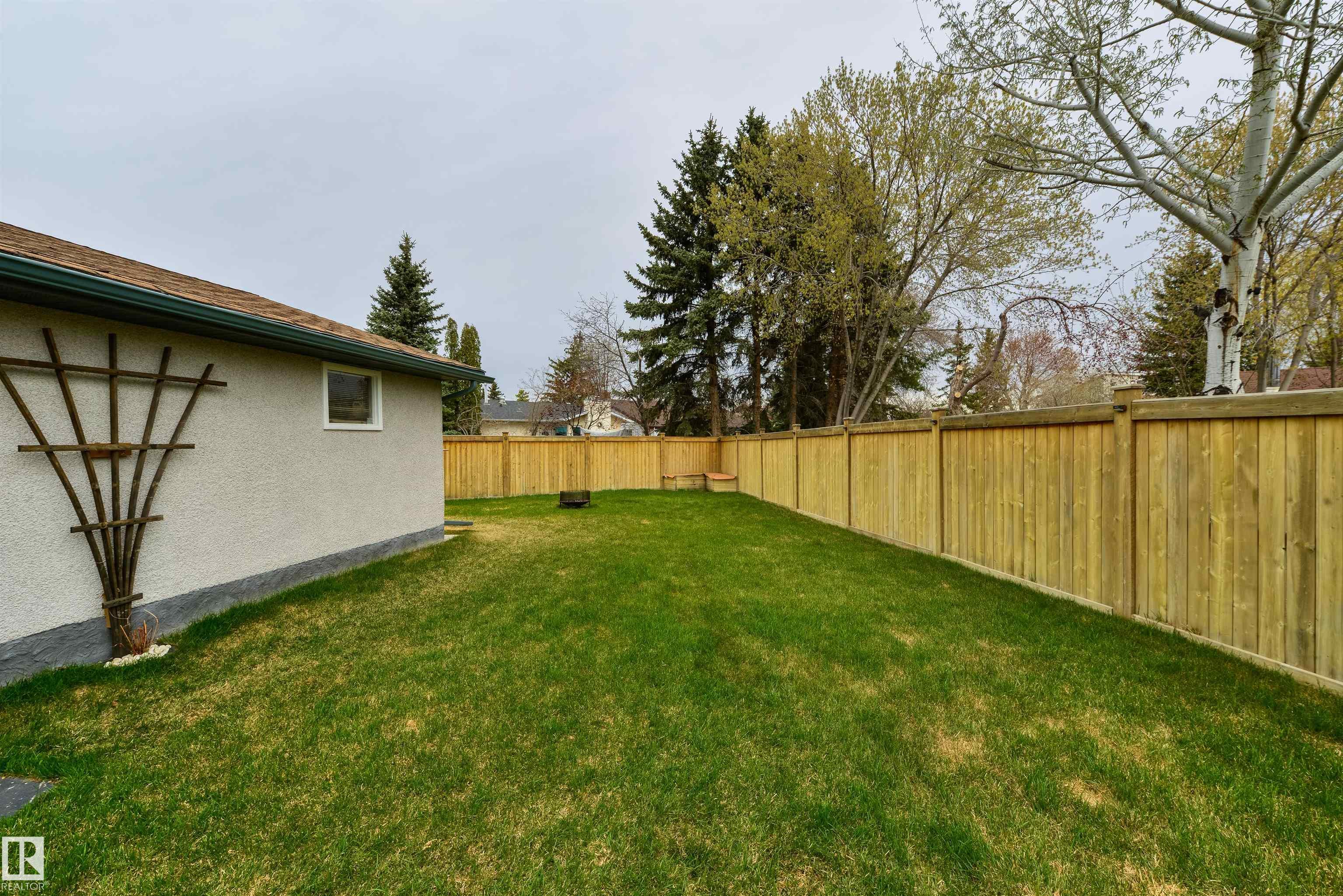 https://zimg.paragon.ice.com/ParagonImages/Property/PM/RAE/225399793/33/0/0/485f45fa8d7985ac1ec9637e42c786ad/1/5064838098d146252f58b03f666126e1/225399793-333c6c43-ae1c-4f87-9538-a0ccafd857e2.JPG
