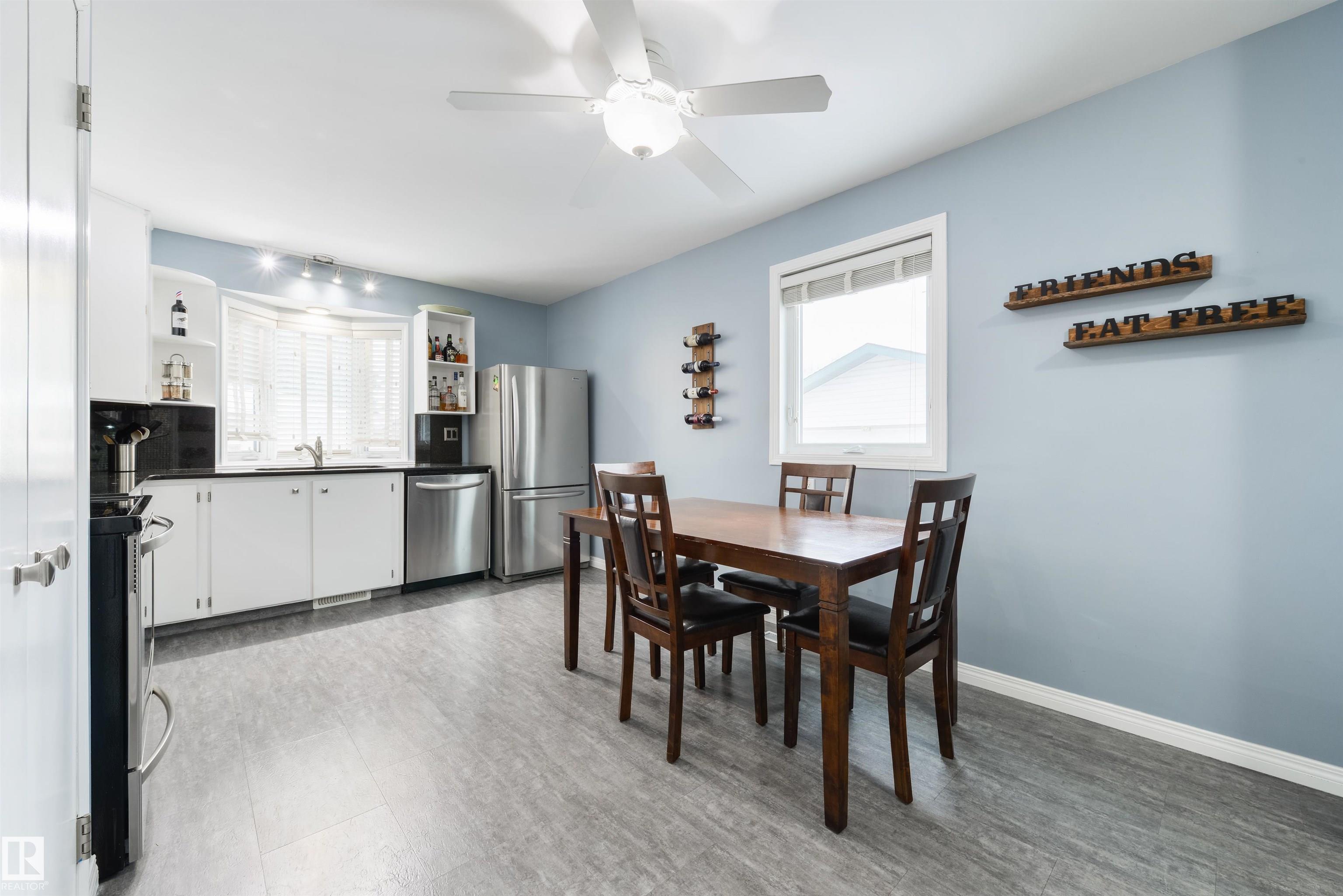 https://zimg.paragon.ice.com/ParagonImages/Property/PM/RAE/225399793/8/0/0/8b6f7940720a86727164dce3ad0c1b31/1/5064838098d146252f58b03f666126e1/225399793-DF601175-3CF5-44D0-AB45-545A395E5F70.JPG