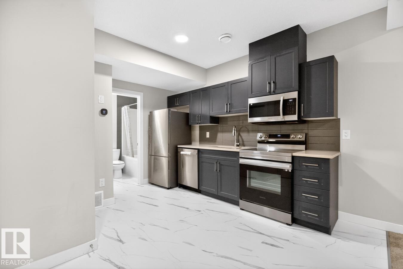 Photo 28 at 3214 9 Street NW, Maple Crest, Edmonton
