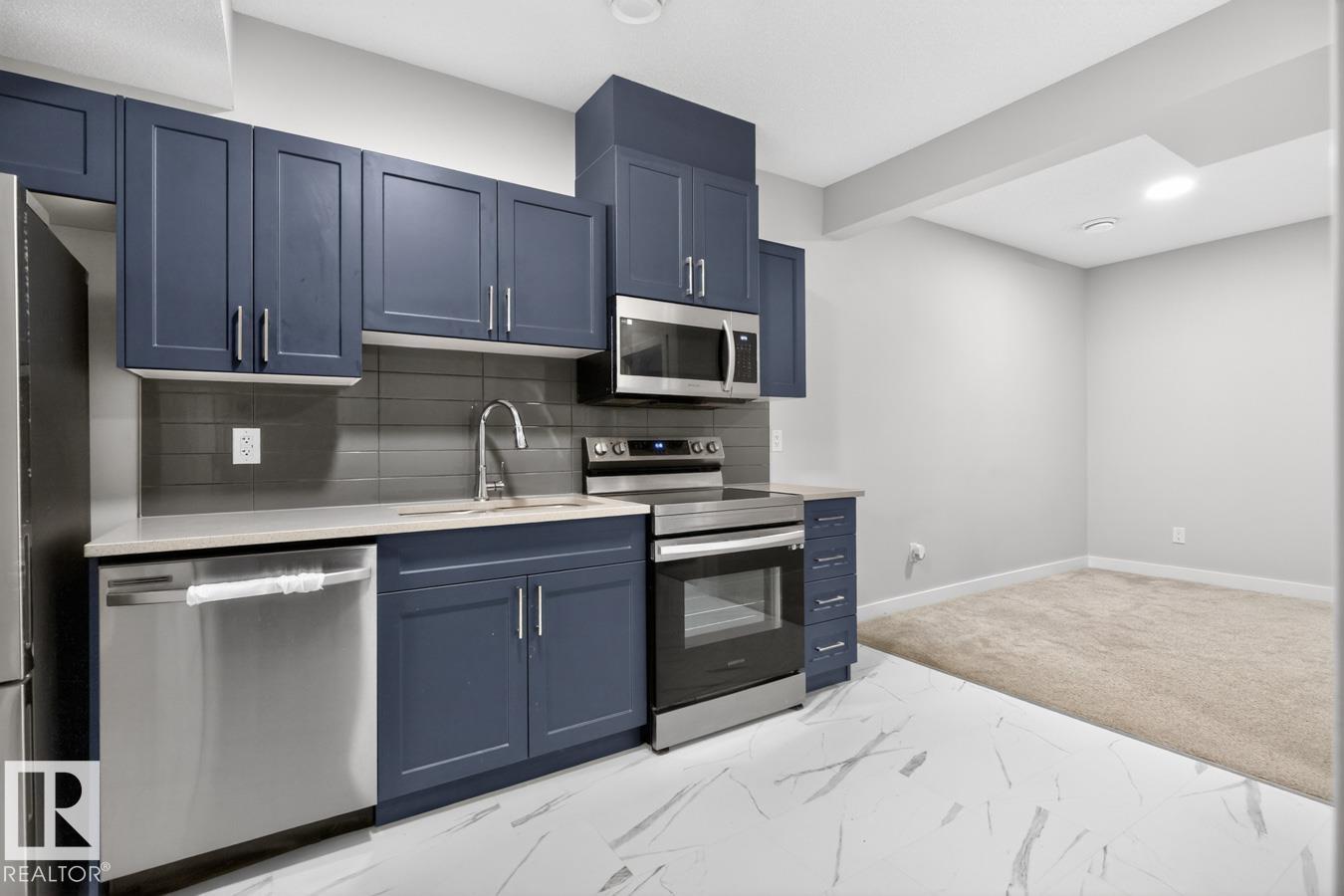 Photo 31 at 3214 9 Street NW, Maple Crest, Edmonton