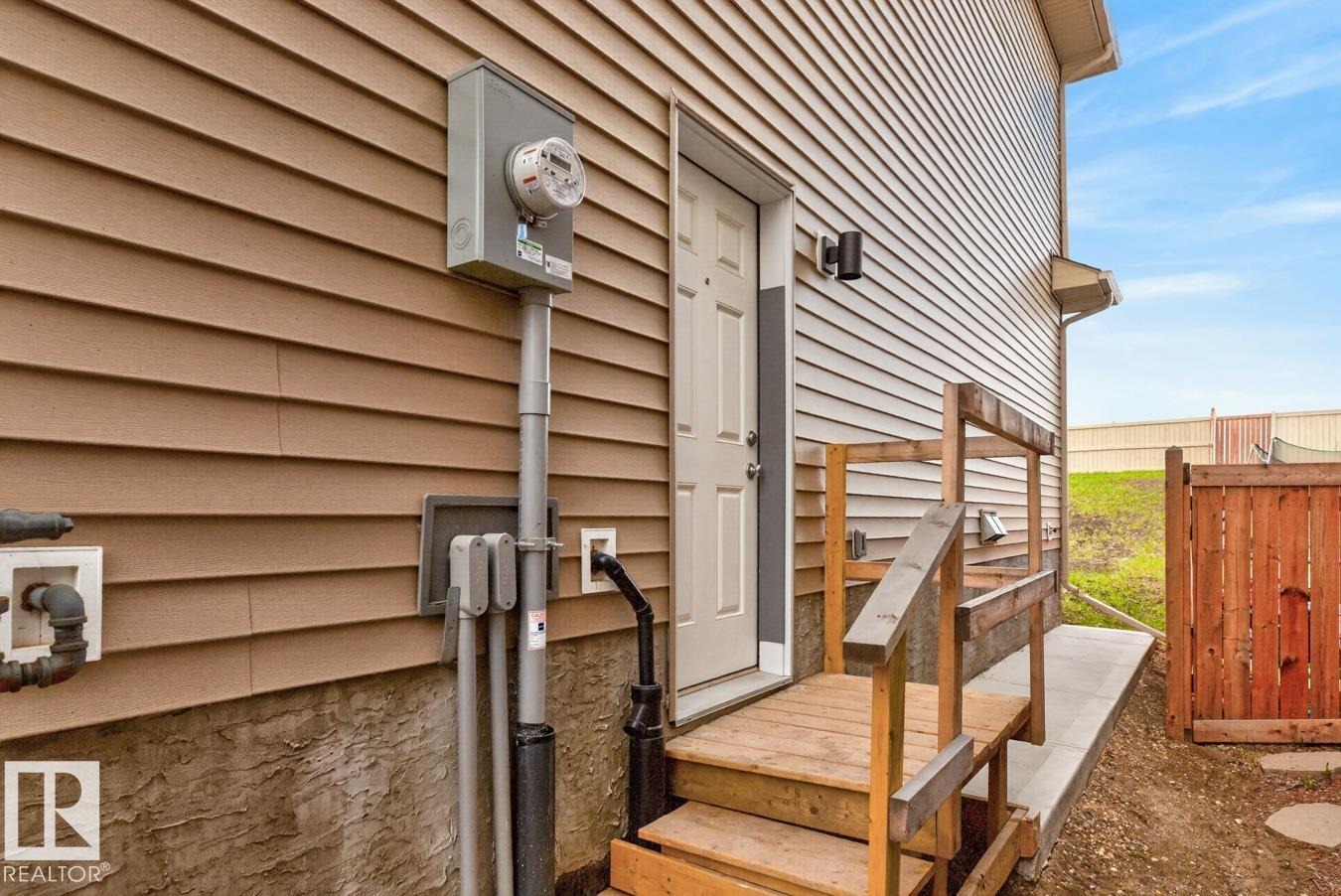 Photo 39 at 3214 9 Street NW, Maple Crest, Edmonton