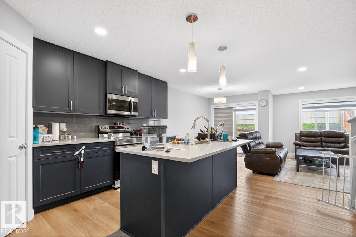 Photo 6 at 3214 9 Street NW, Maple Crest, Edmonton