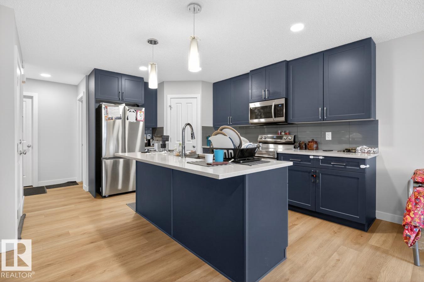 Photo 8 at 3214 9 Street NW, Maple Crest, Edmonton