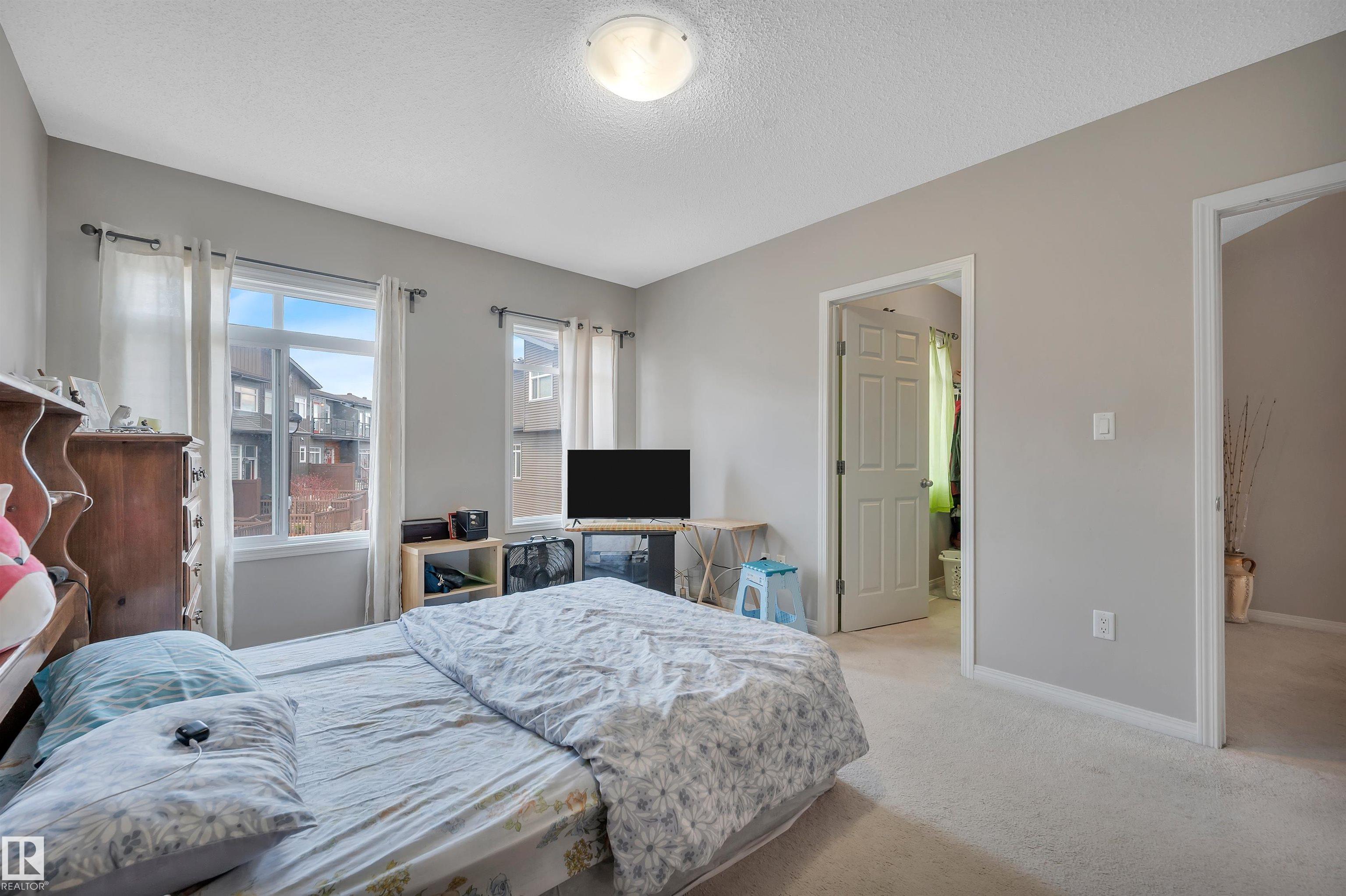 https://zimg.paragon.ice.com/ParagonImages/Property/PM/RAE/225399804/12/0/0/5c05b42828ffd65c7a3c2d13e4d6ce66/1/af8f9793cfd623ec43449258c36144cb/225399804-1a49b506-ea97-43df-8546-e986a0476caa.JPG