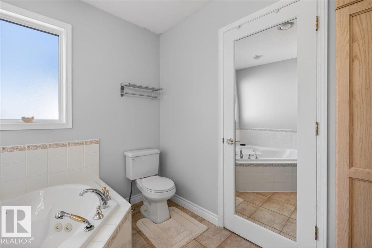 https://zimg.paragon.ice.com/ParagonImages/Property/PM/RAE/225399806/31/0/0/585394705e243d6656c6161b488c0192/1/798870bb5d826c080cad44e43af5c2bf/225399806-6bf93e7b-655f-4aff-88b0-5cd1565b6581.JPG