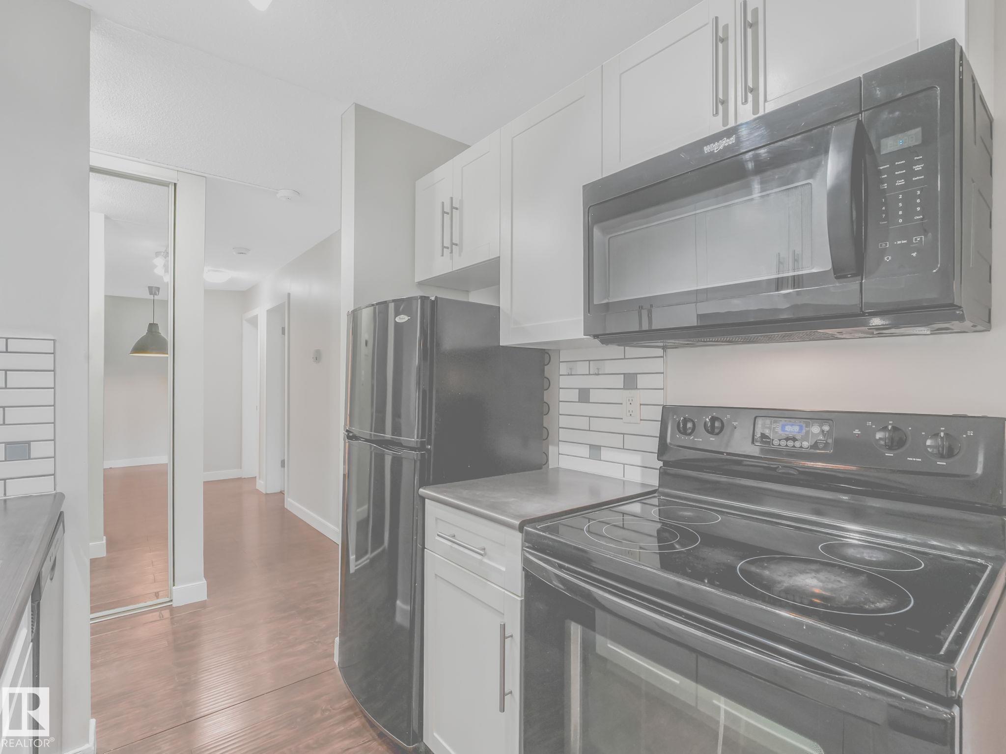 https://zimg.paragon.ice.com/ParagonImages/Property/PM/RAE/225399812/15/0/0/8a15fde4e31abf006069a2aaf6437f1a/1/7153222e52971683393386827f6f573c/225399812-64dc4ebc-4787-4105-9c09-346e797e7554.JPG