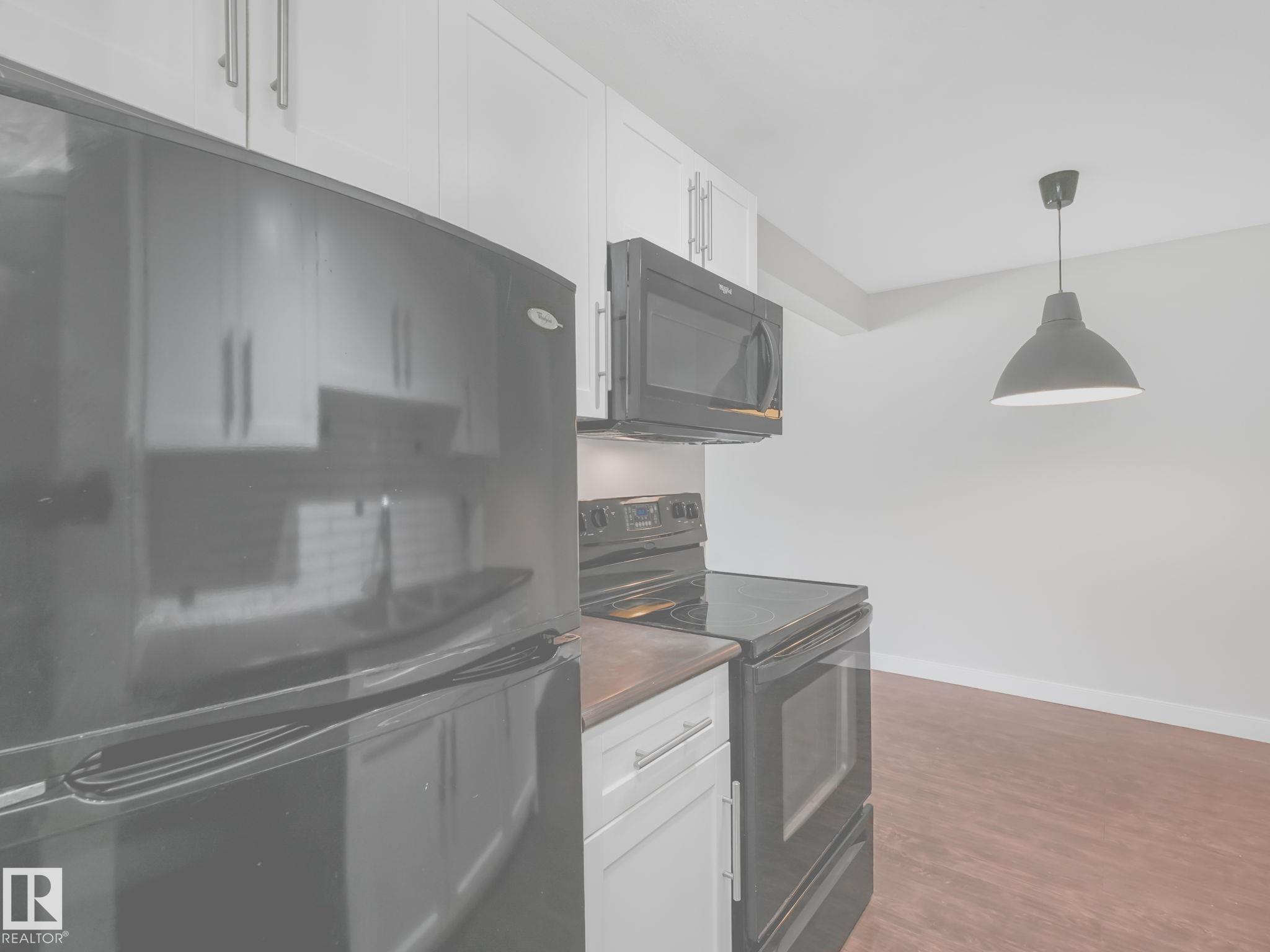 https://zimg.paragon.ice.com/ParagonImages/Property/PM/RAE/225399812/16/0/0/6585092370407bc1d7d9b07da5518cea/1/7153222e52971683393386827f6f573c/225399812-f3c04c65-6b71-4f82-bb43-1b891b768b5c.JPG