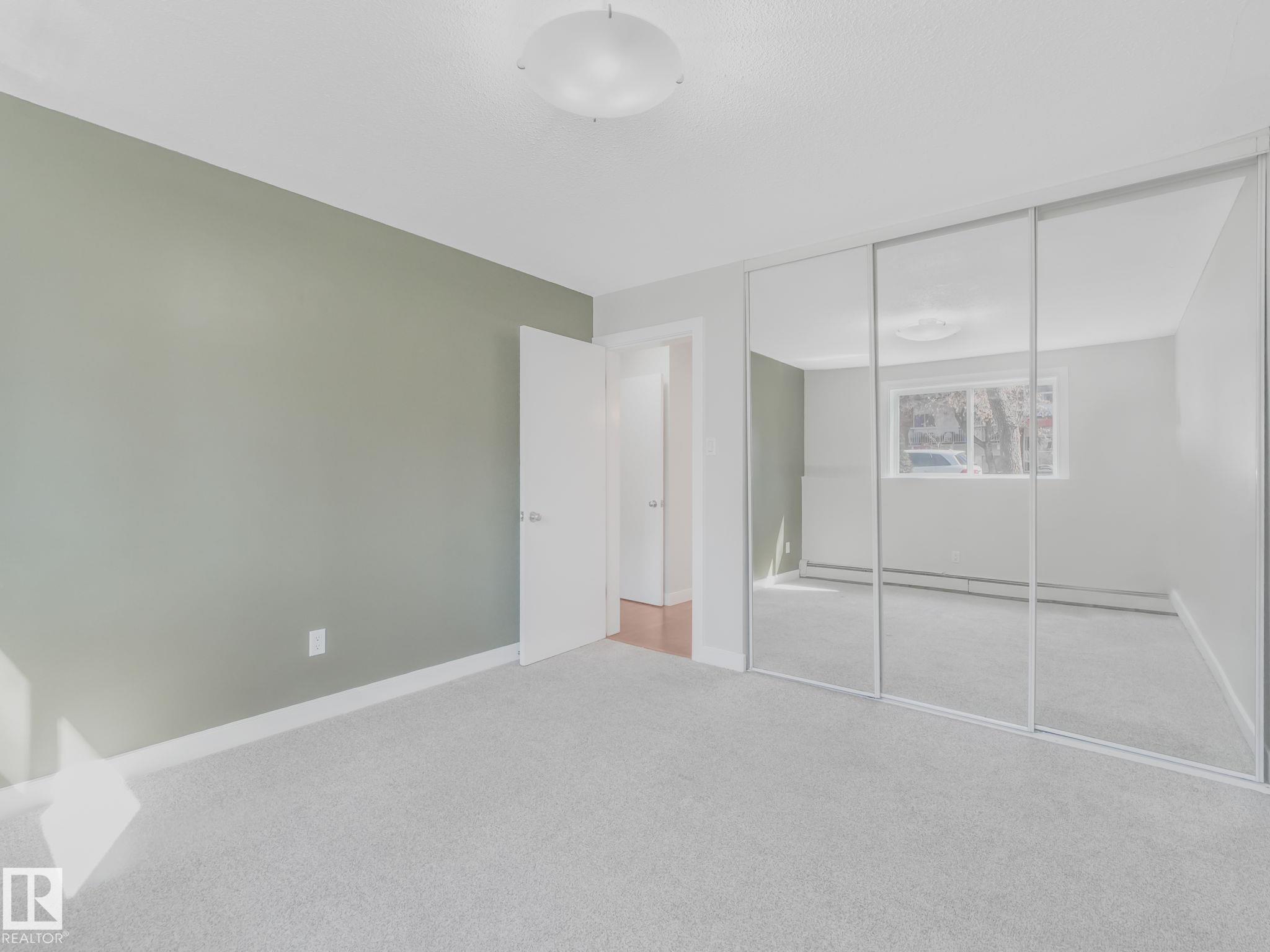 https://zimg.paragon.ice.com/ParagonImages/Property/PM/RAE/225399812/24/0/0/9f4d0bfb48d7b8755ace18720976e712/1/7153222e52971683393386827f6f573c/225399812-354ff1ab-a6fd-46e8-8035-115a3e2da753.JPG