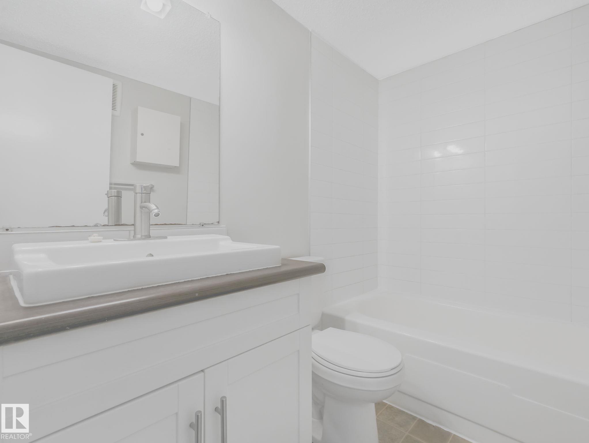 https://zimg.paragon.ice.com/ParagonImages/Property/PM/RAE/225399812/29/0/0/f7fe2befcf0314bbb56a5c8af443f35e/1/7153222e52971683393386827f6f573c/225399812-0d8ba251-29c2-43a2-a04c-ff9850fafaf4.JPG