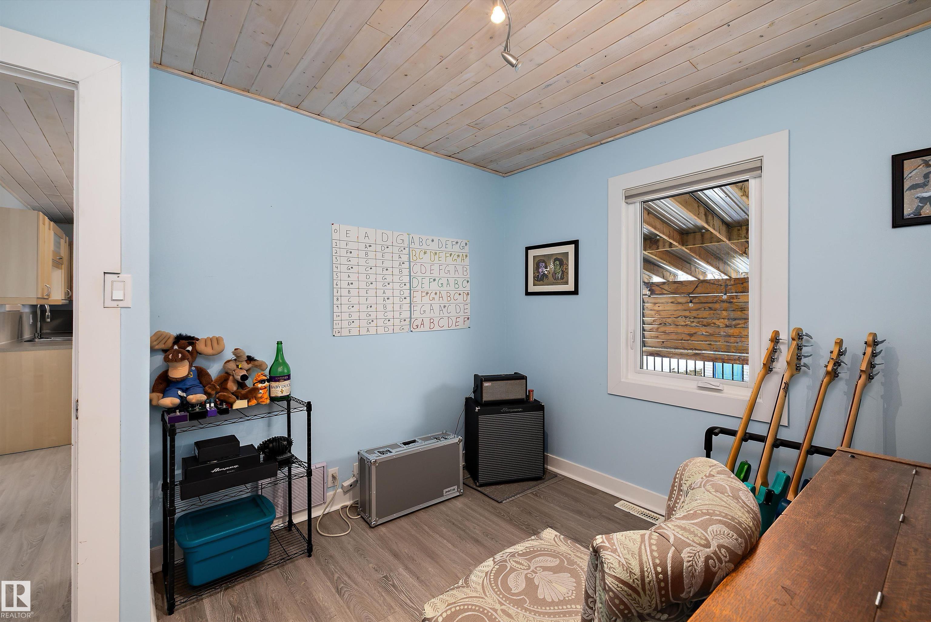 Photo 21 at 10536 162 Street NW, Britannia Youngstown, Edmonton