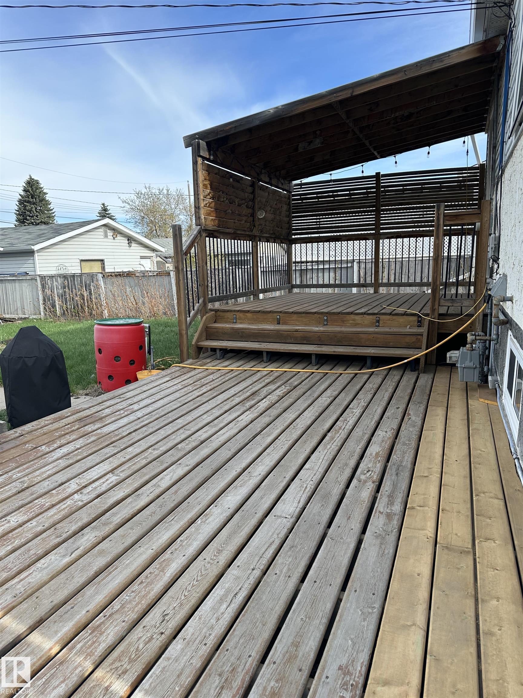 Photo 38 at 10536 162 Street NW, Britannia Youngstown, Edmonton