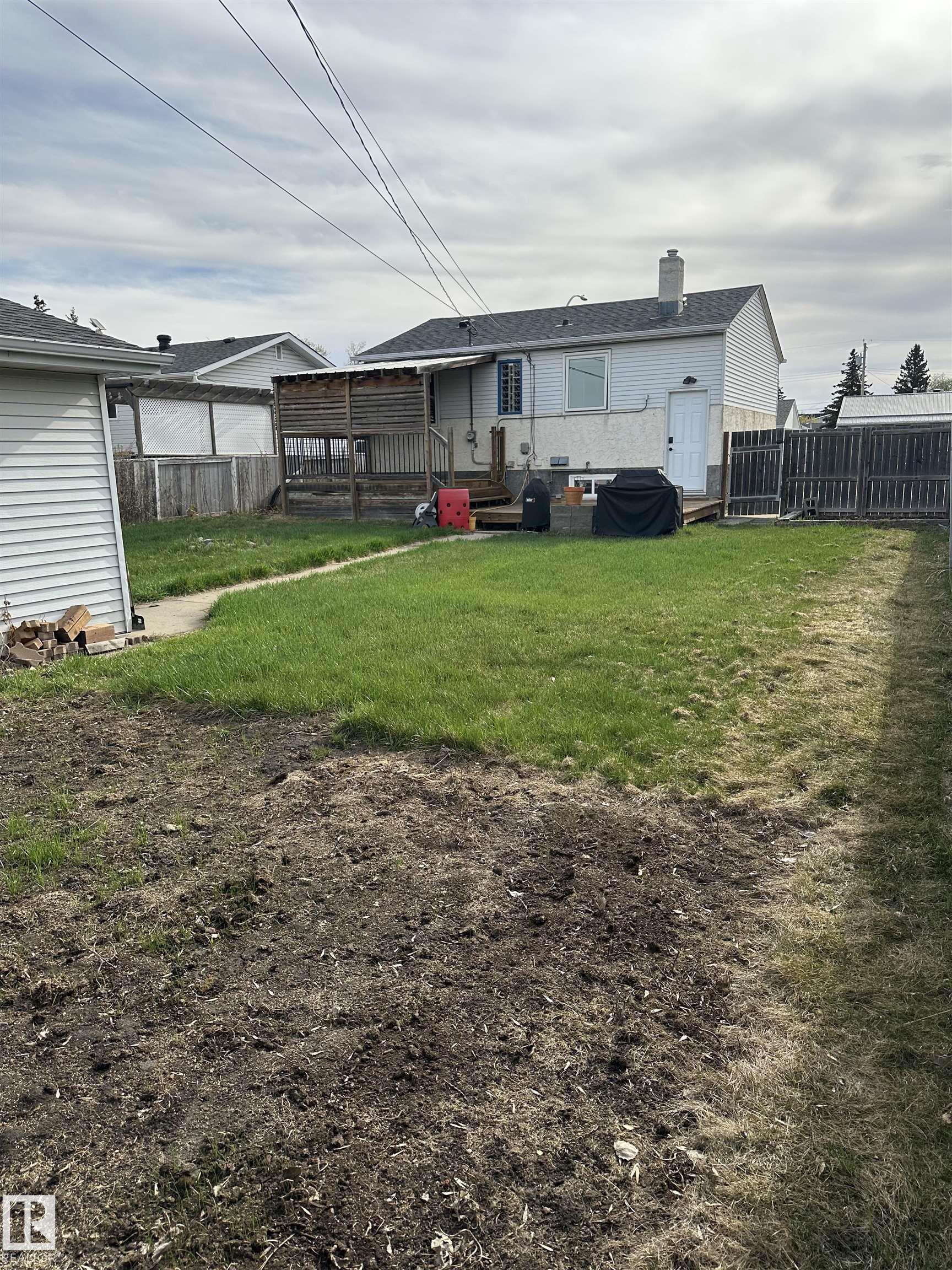 Photo 45 at 10536 162 Street NW, Britannia Youngstown, Edmonton