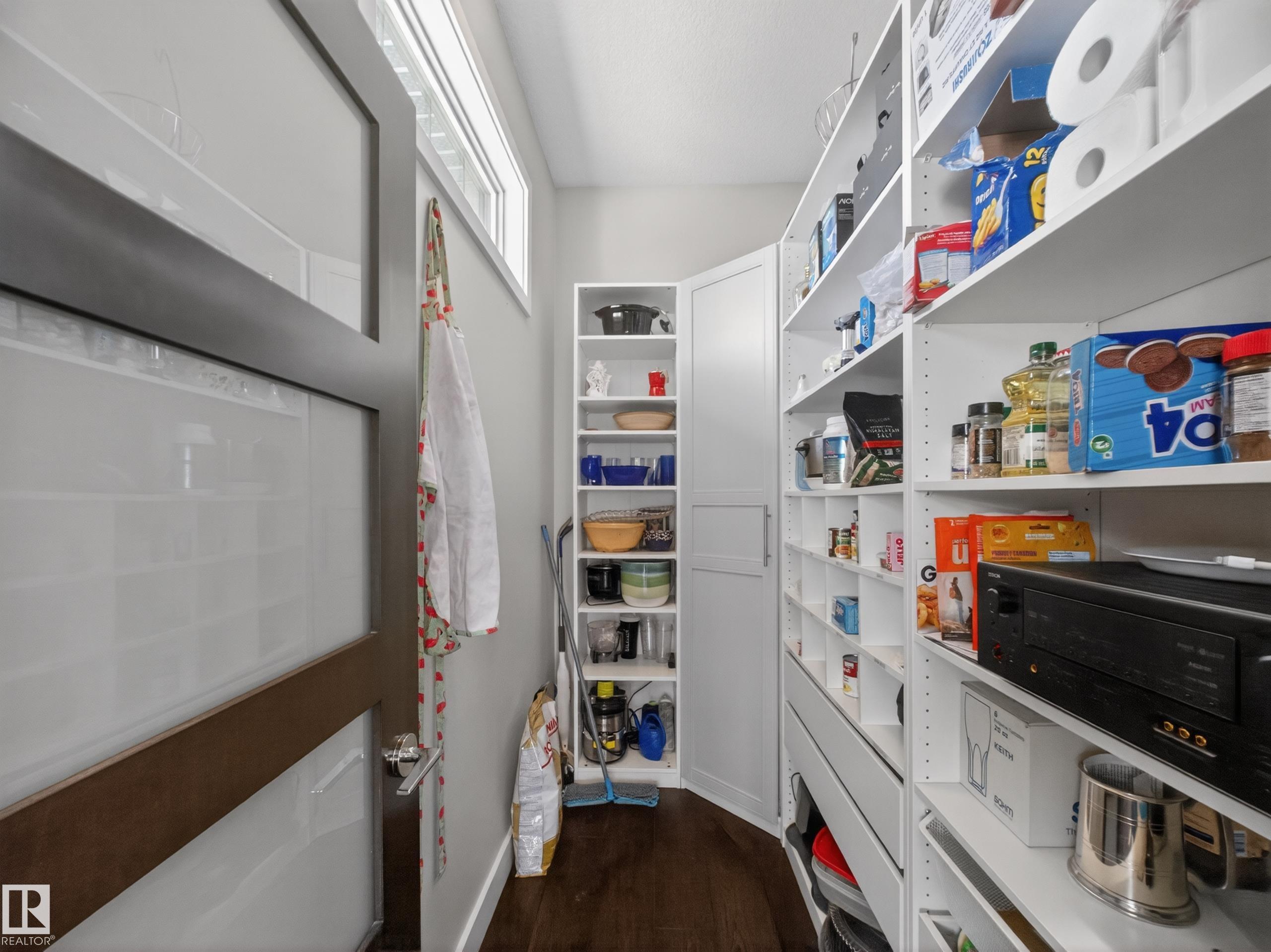https://zimg.paragon.ice.com/ParagonImages/Property/PM/RAE/225399832/16/0/0/3b4ebb66f49e5e61aa777659a21d8d41/1/c07cee6b6894d31eccc90ae2196876a2/225399832-777d612a-792e-42e7-b6be-fc1147d658b3.JPG