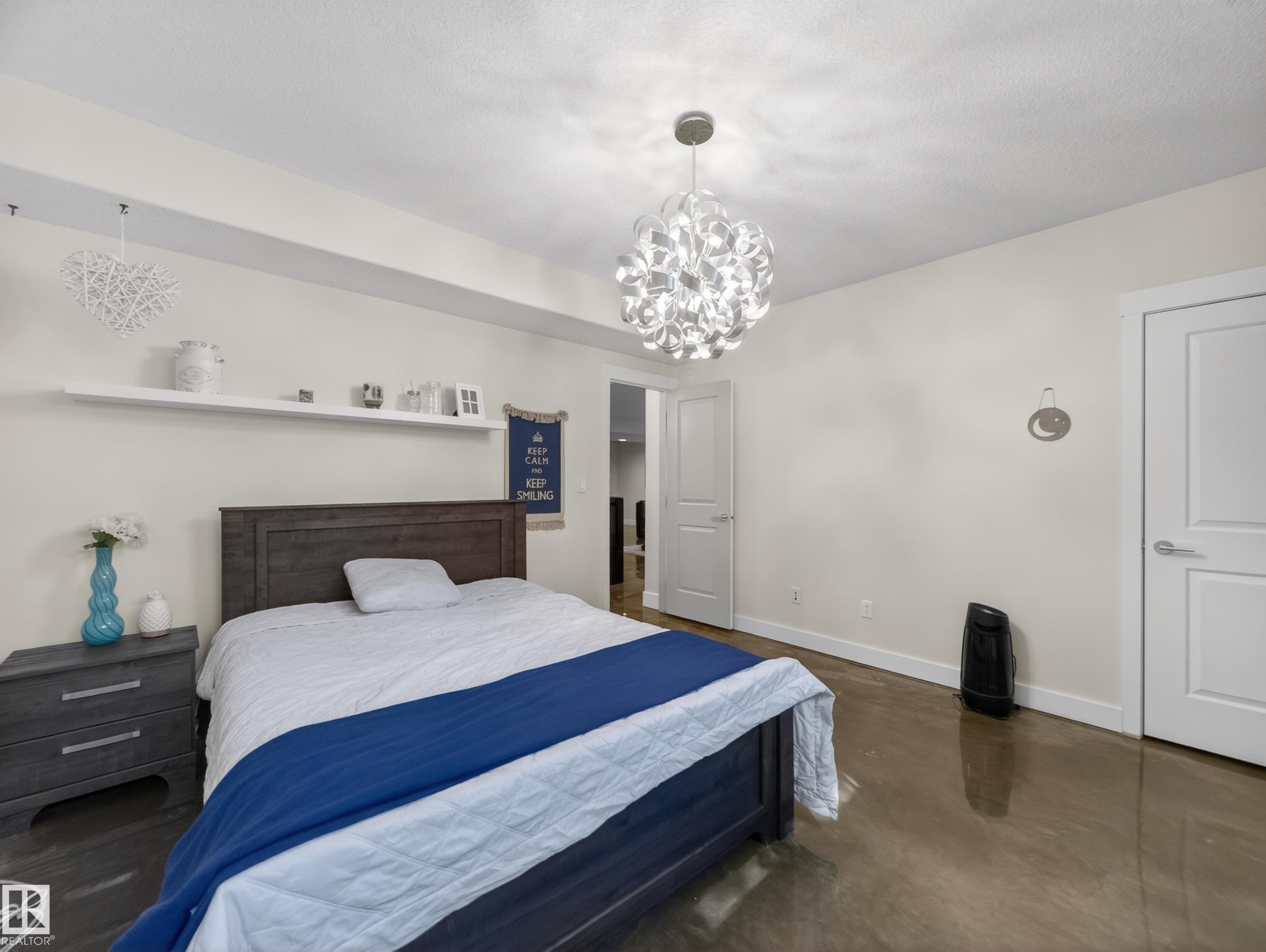 https://zimg.paragon.ice.com/ParagonImages/Property/PM/RAE/225399832/49/0/0/bd96254caadf1d2fe49fc9de8cb44ae9/1/c07cee6b6894d31eccc90ae2196876a2/225399832-4dff2b08-8505-495f-b087-729e9a0f5176.JPG