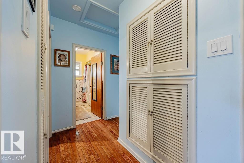 https://zimg.paragon.ice.com/ParagonImages/Property/PM/RAE/225399840/15/0/0/5a293f12f19c985732a06306785f3393/1/a770d1a64d7e34c353d517835261848f/225399840-76d1208d-783d-45ea-9030-5106923d0de0.JPG
