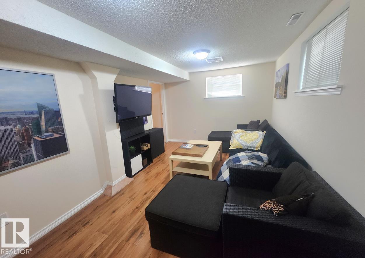 Photo 35 at 12339 89 Street NW, Delton, Edmonton