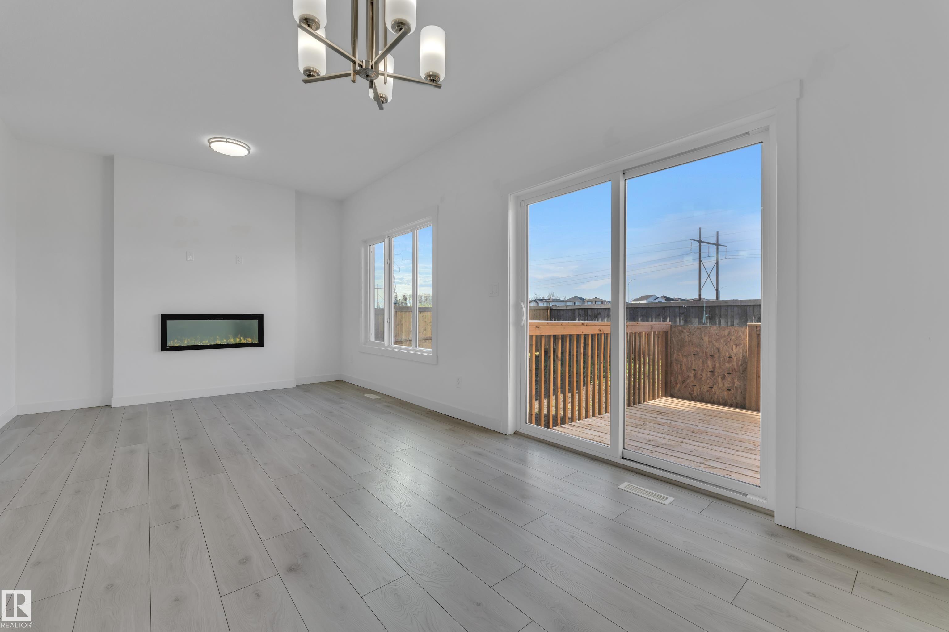 https://zimg.paragon.ice.com/ParagonImages/Property/PM/RAE/225399846/17/0/0/29b26477f5a1b90673b4a2a9f5ccbafa/1/8410a546aab81631492b66433613df35/225399846-f83c3292-3cd0-428c-be61-f21d9a16e154.JPG