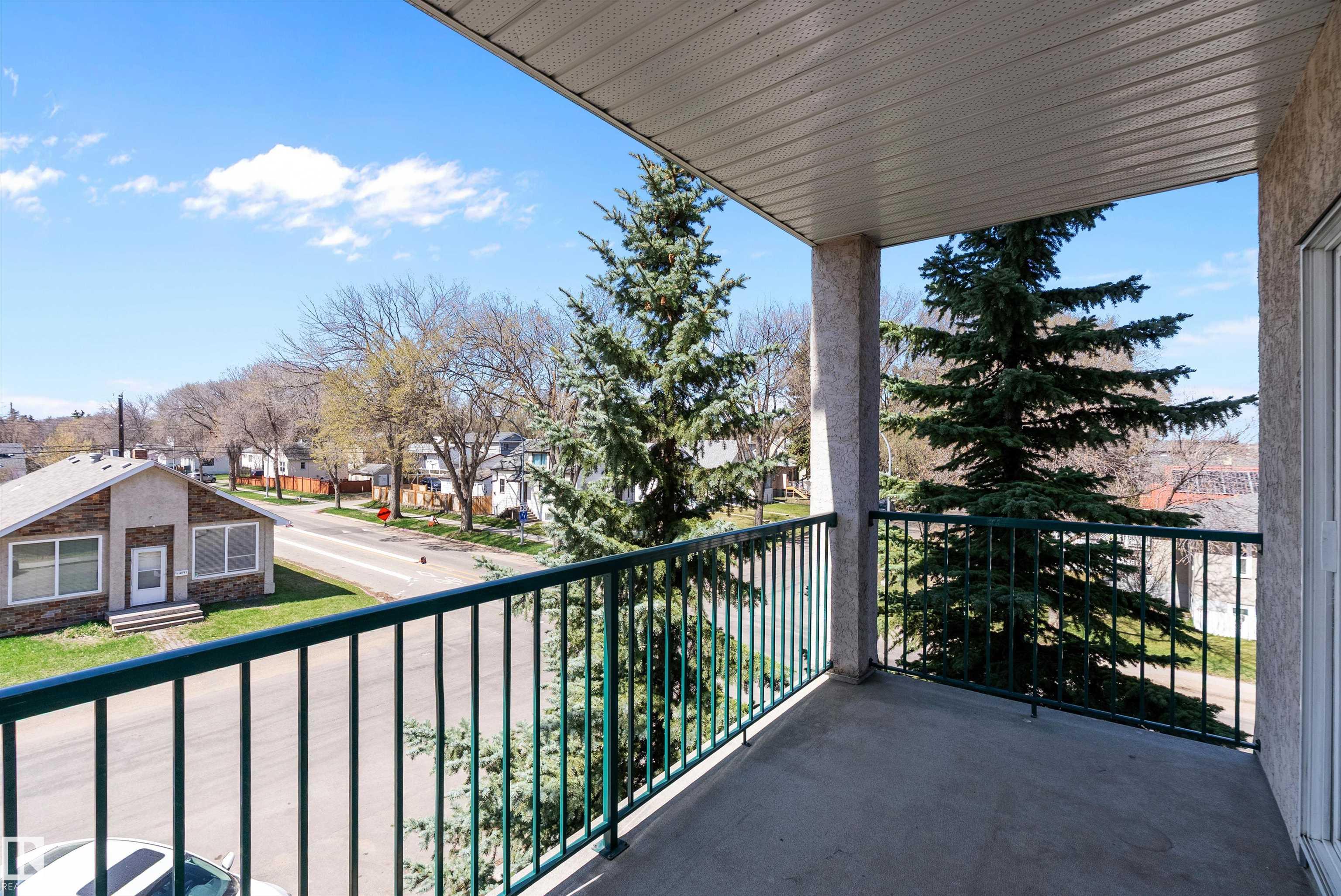 https://zimg.paragon.ice.com/ParagonImages/Property/PM/RAE/225399856/30/0/0/39efa26cc3e1c174a32f058827db6e06/1/10df361ea80a07db8e5f4e4711e1b10d/225399856-9228b36d-1f12-42d5-8641-1fd54543377b.JPG