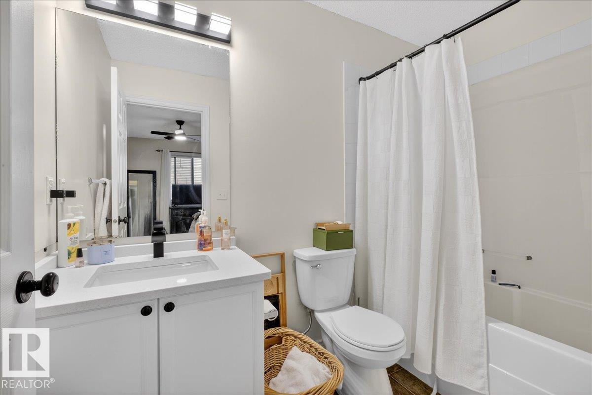 Photo 34 at 2 - 3010 33 Avenue NW, Silver Berry, Edmonton