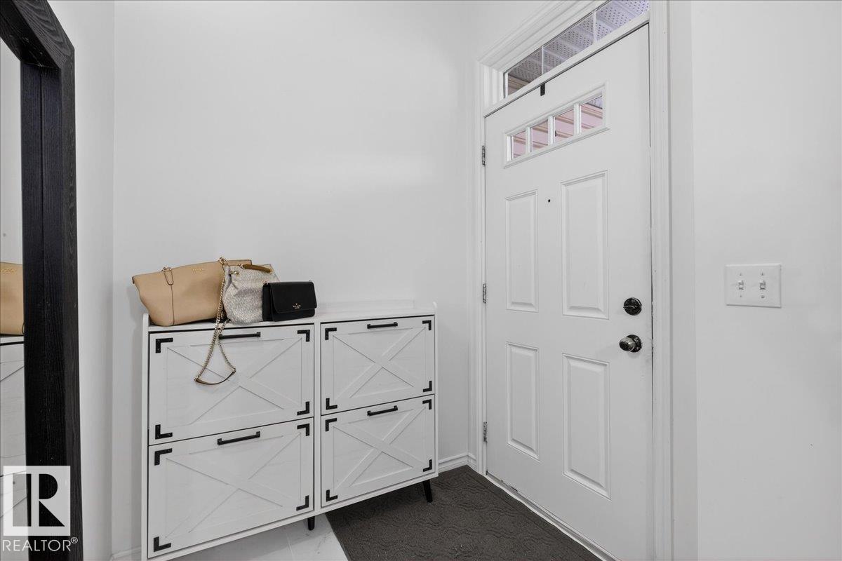Photo 6 at 2 - 3010 33 Avenue NW, Silver Berry, Edmonton