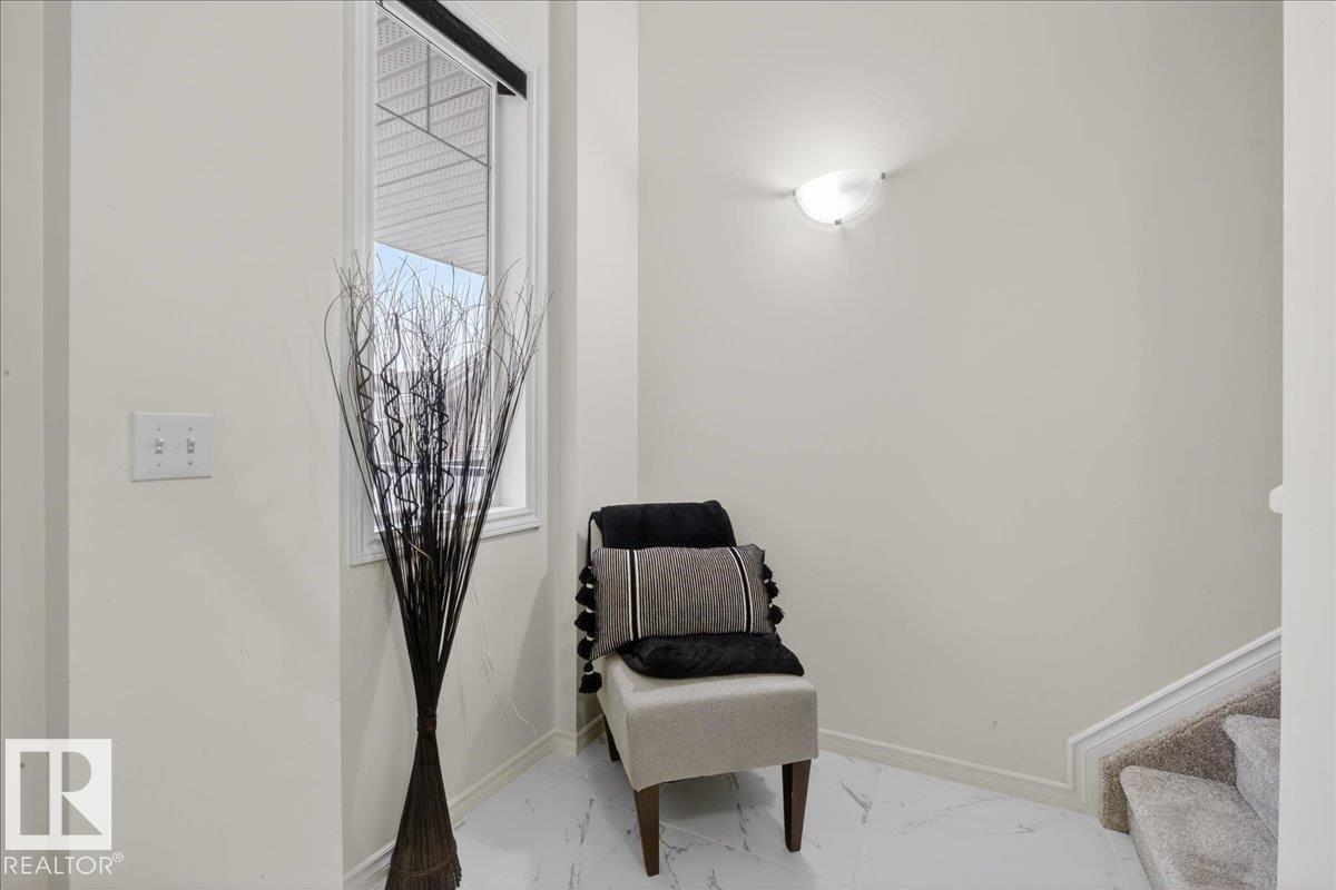 Photo 8 at 2 - 3010 33 Avenue NW, Silver Berry, Edmonton