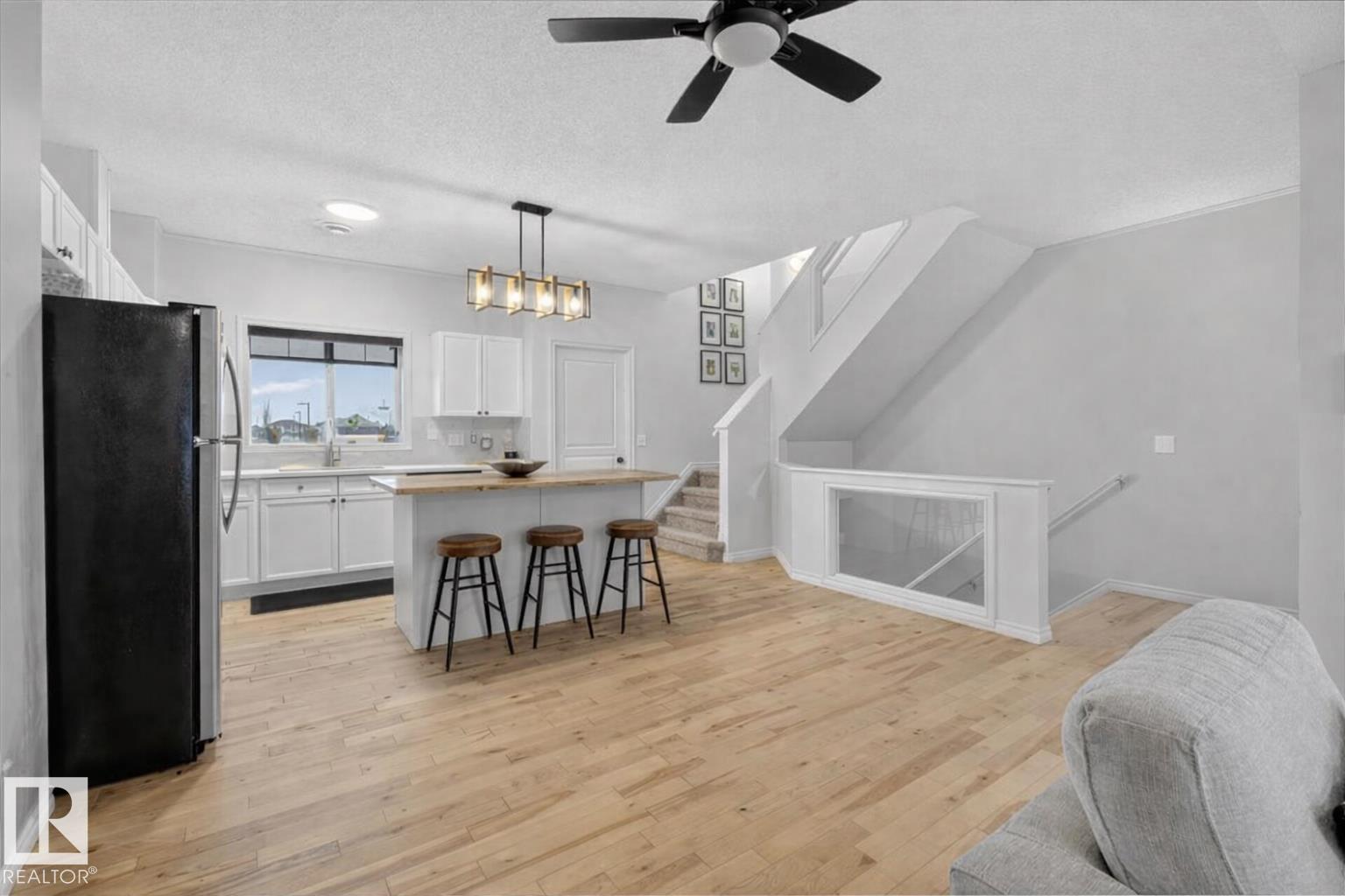 Photo 9 at 2 - 3010 33 Avenue NW, Silver Berry, Edmonton